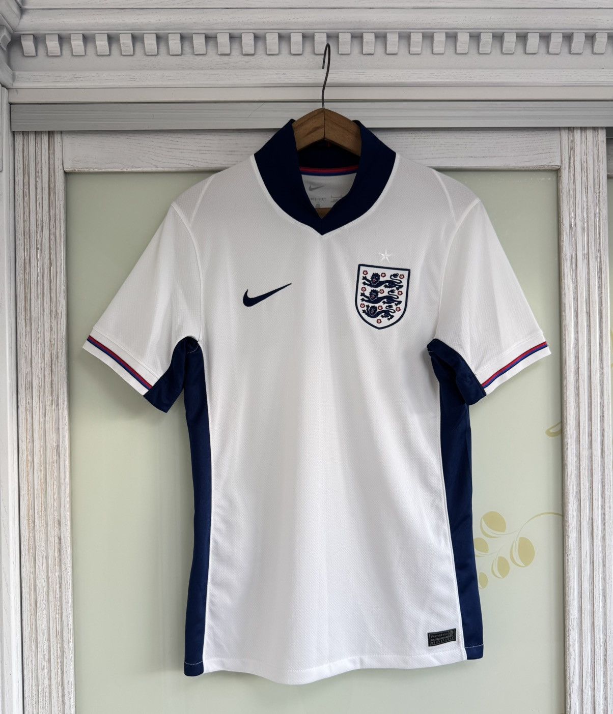 Nike England 2024-2025 Home Soccer Jersey Football Kit Shirt Size US S / EU 44-46 / 1 - 1 Thumbnail