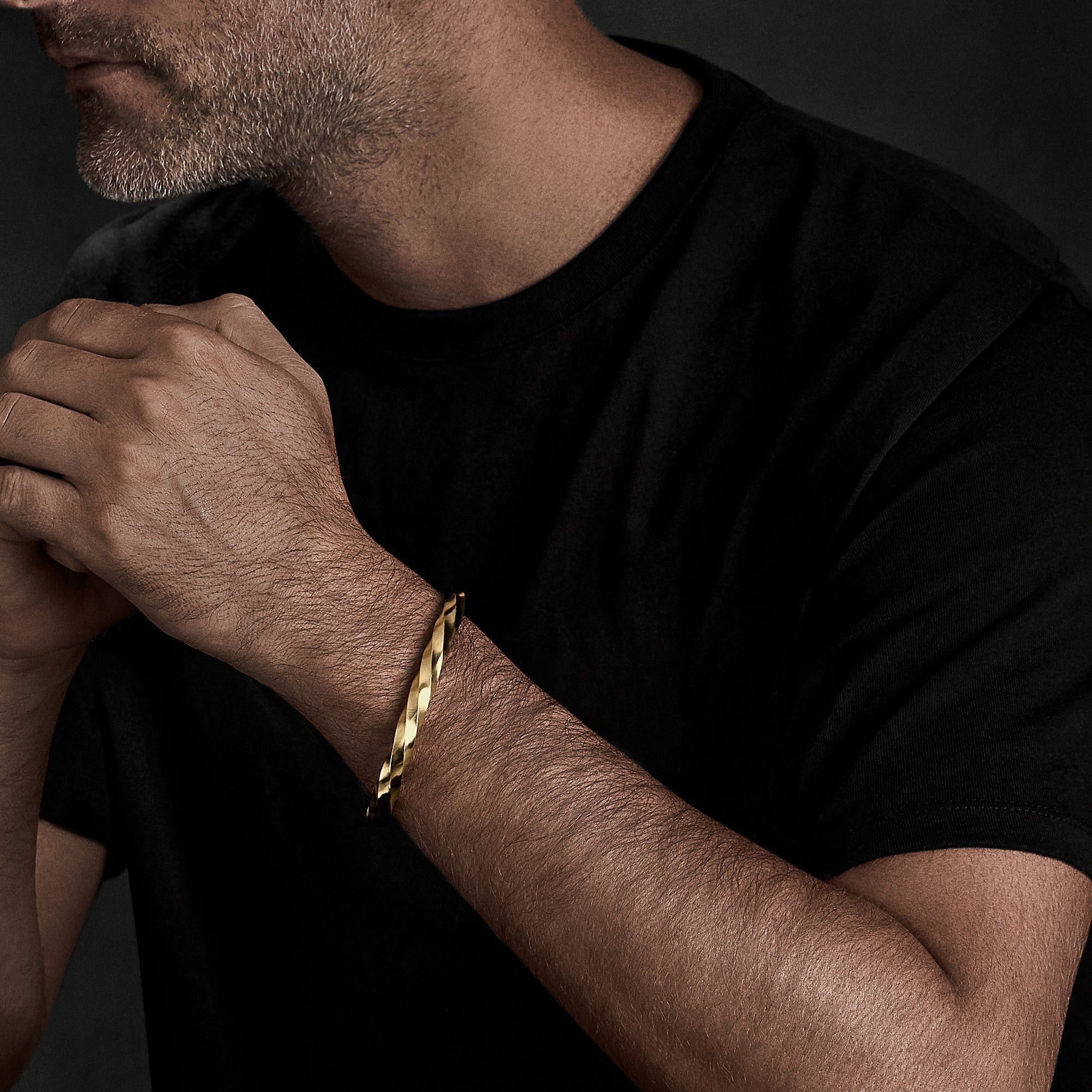 David Yurman o1w1db10526 B25605M /Size:L/Edge Cuff Bracelet in Golden Size ONE SIZE - 3 Thumbnail