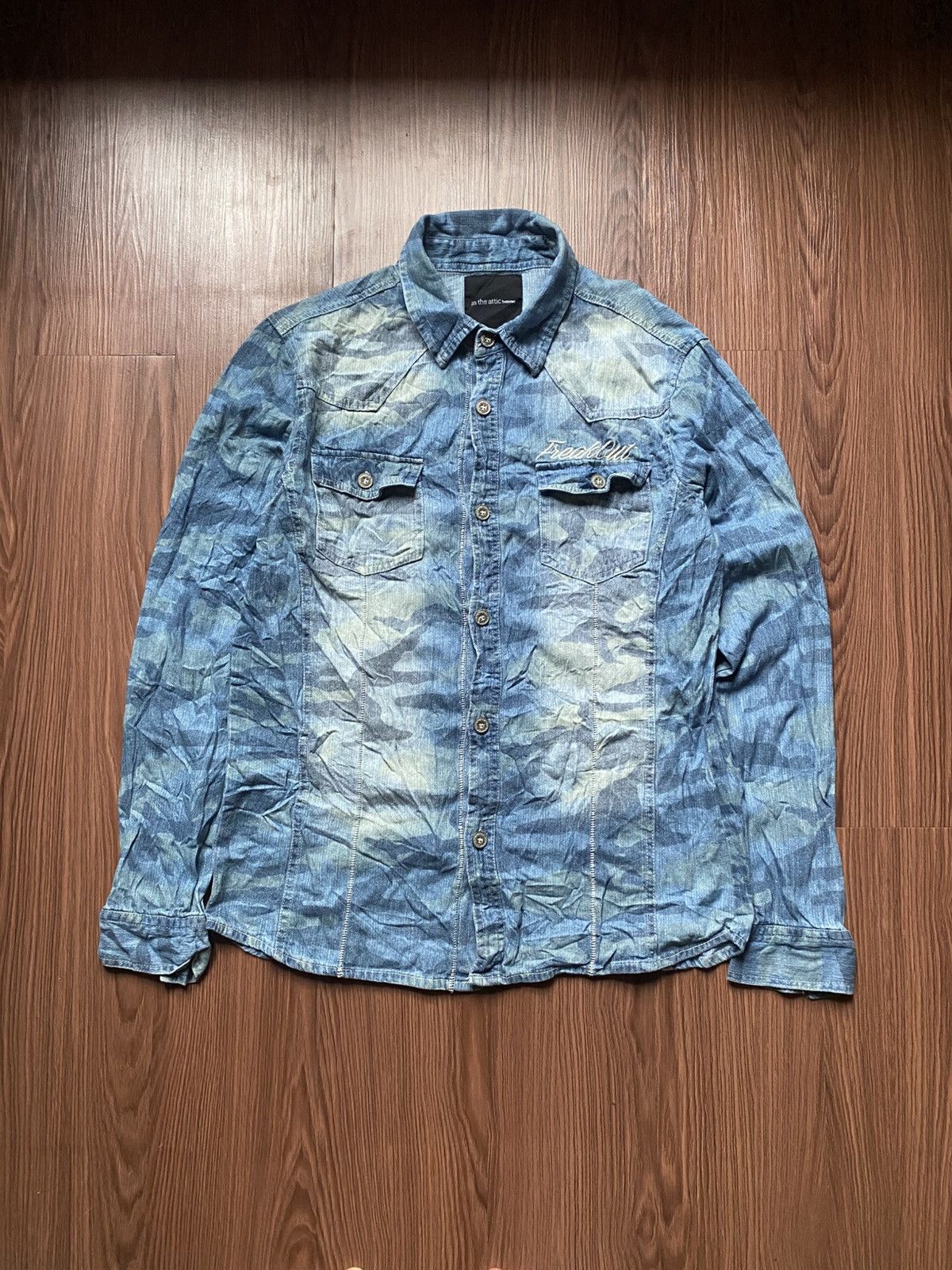 In The Attic In the attic homme button up denim shirt Size US L / EU 52-54 / 3 - 1 Thumbnail