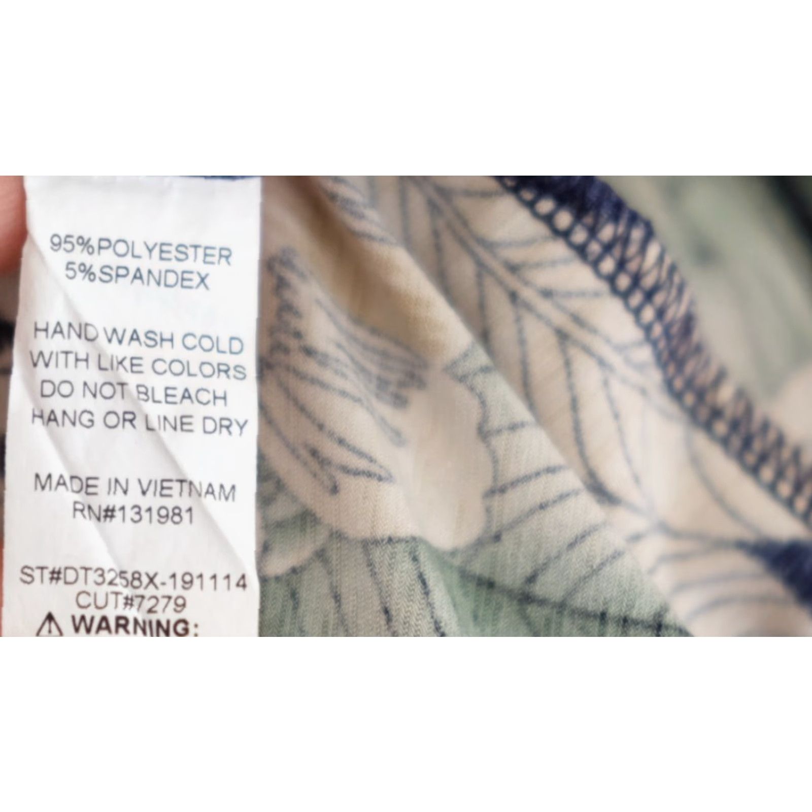 Vintage Naif Cold Shoulder Floral Blouse Navy Lightweight Women's 1X #H97-21 Size XL / US 12-14 / IT 48-50 - 8 Thumbnail