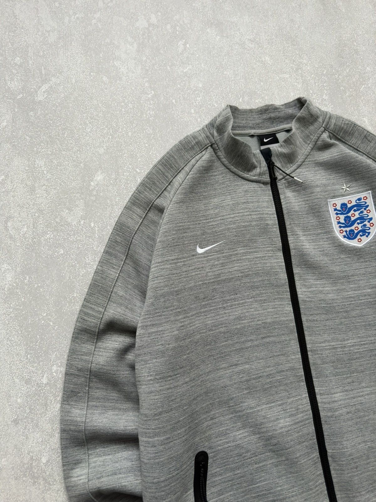 Nike Vintage Nike England Gray Training Tech Fleece Jacket Size US XXL / EU 58 / 5 - 4 Thumbnail
