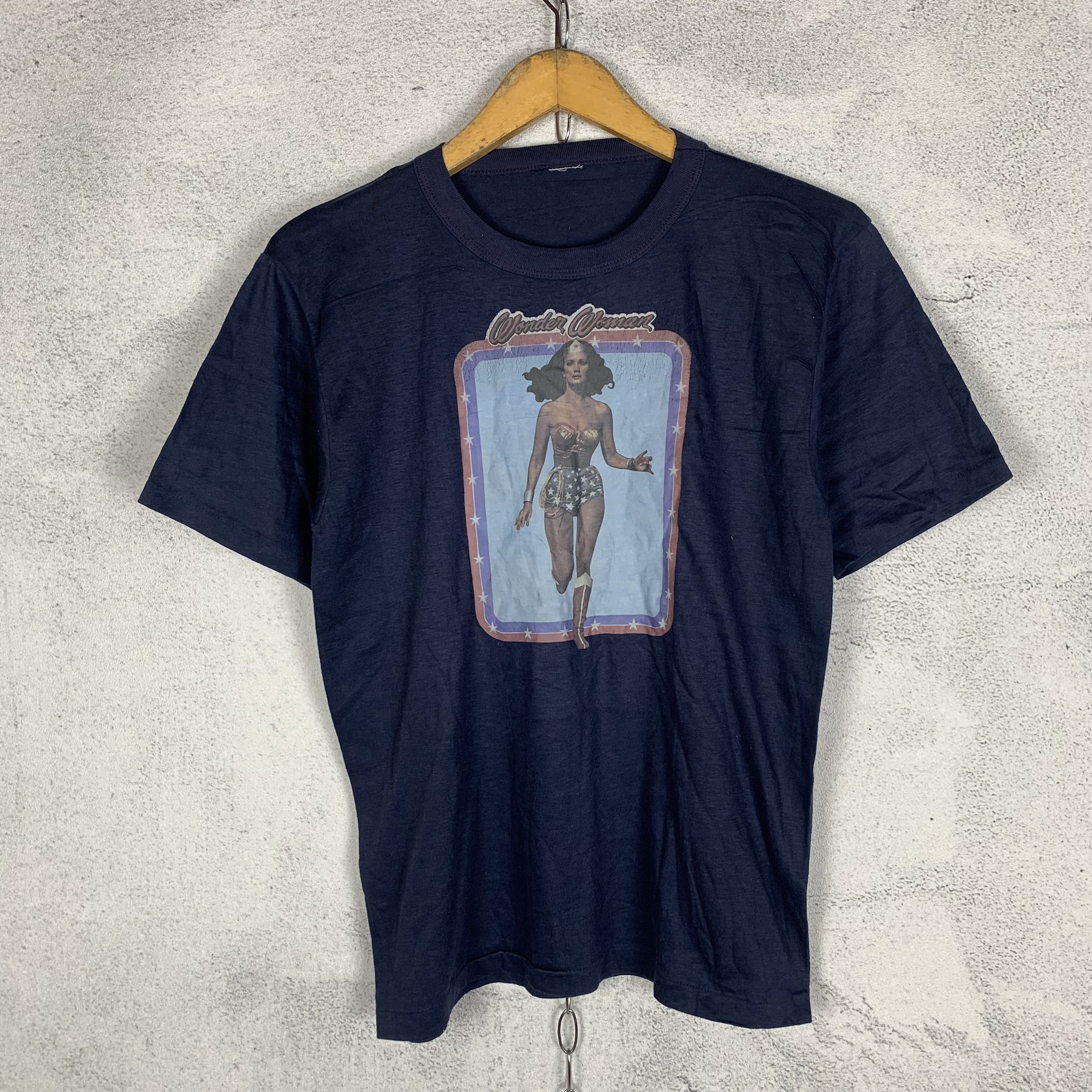 Vintage 90s Wonder Woman Tshirt