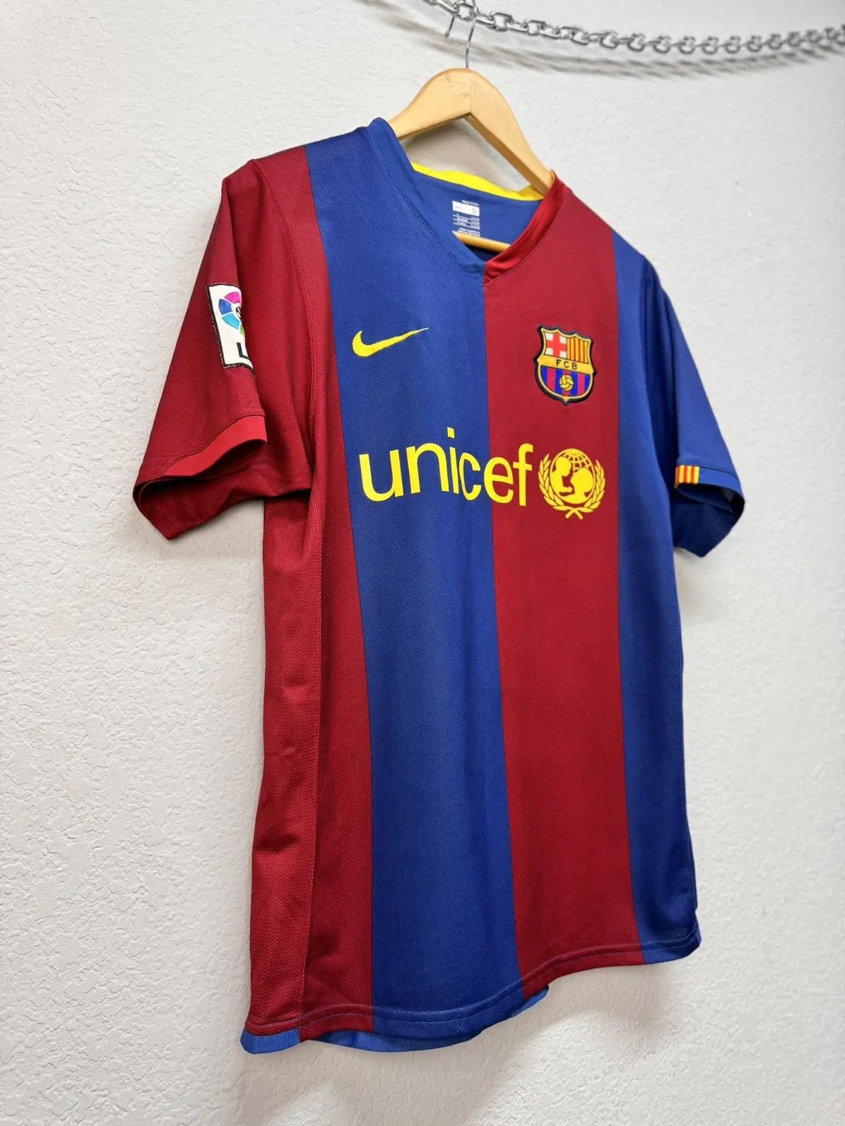 Other Vintage FC BARCELONA 2006 2007 jersey home football T-shirt Size US S / EU 44-46 / 1 - 6 Thumbnail