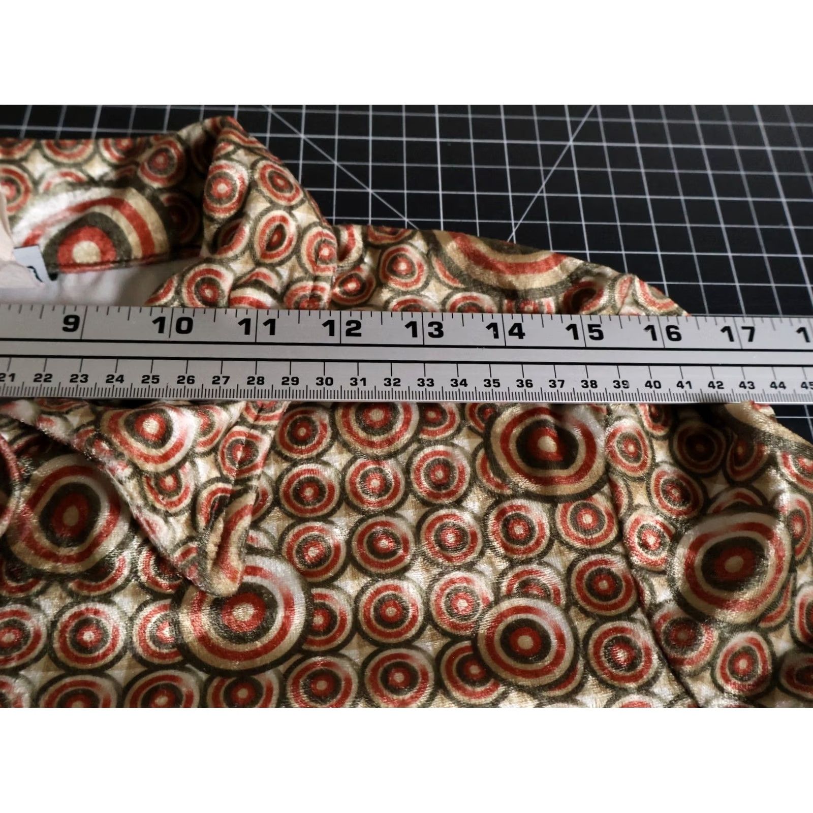 Velour VINTAGE Women's Velour Shirt Geometric Pattern 70s Hippie Boho VTG Medium Brown Long Sleeve Button-Up Casual Fall Spring Winter Mens? Size M / US 6-8 / IT 42-44 - 7 Thumbnail