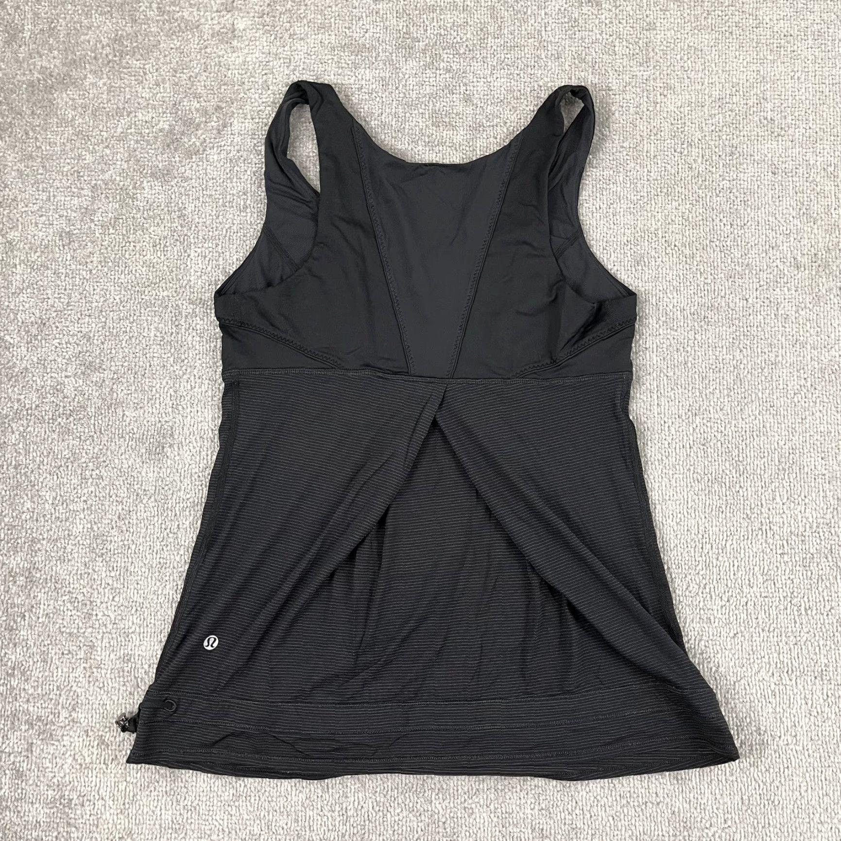Lululemon Lululemon Ta Ta Topper Tank Top Womens Size 2/4 Black Cinched Performance Gym Tank Sleeveless Strapless Knit Breathable Lightweight Easy Care Size XS / US 0-2 / IT 36-38 - 2 Thumbnail
