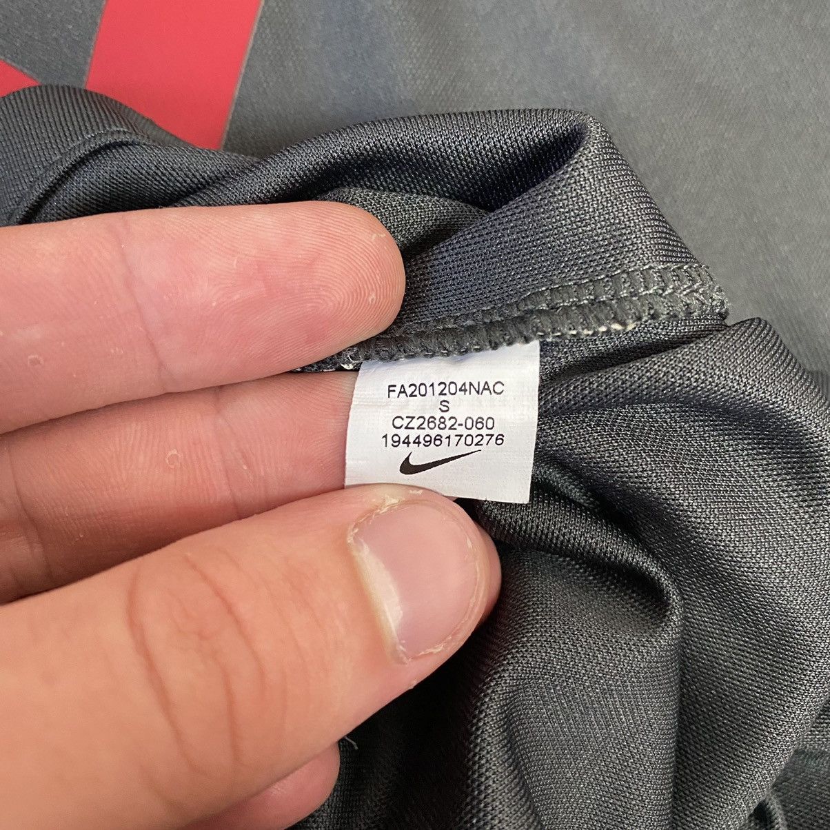 Nike Men’s Nike FC Liverpool Small logo football team jersey Size US S / EU 44-46 / 1 - 9 Thumbnail