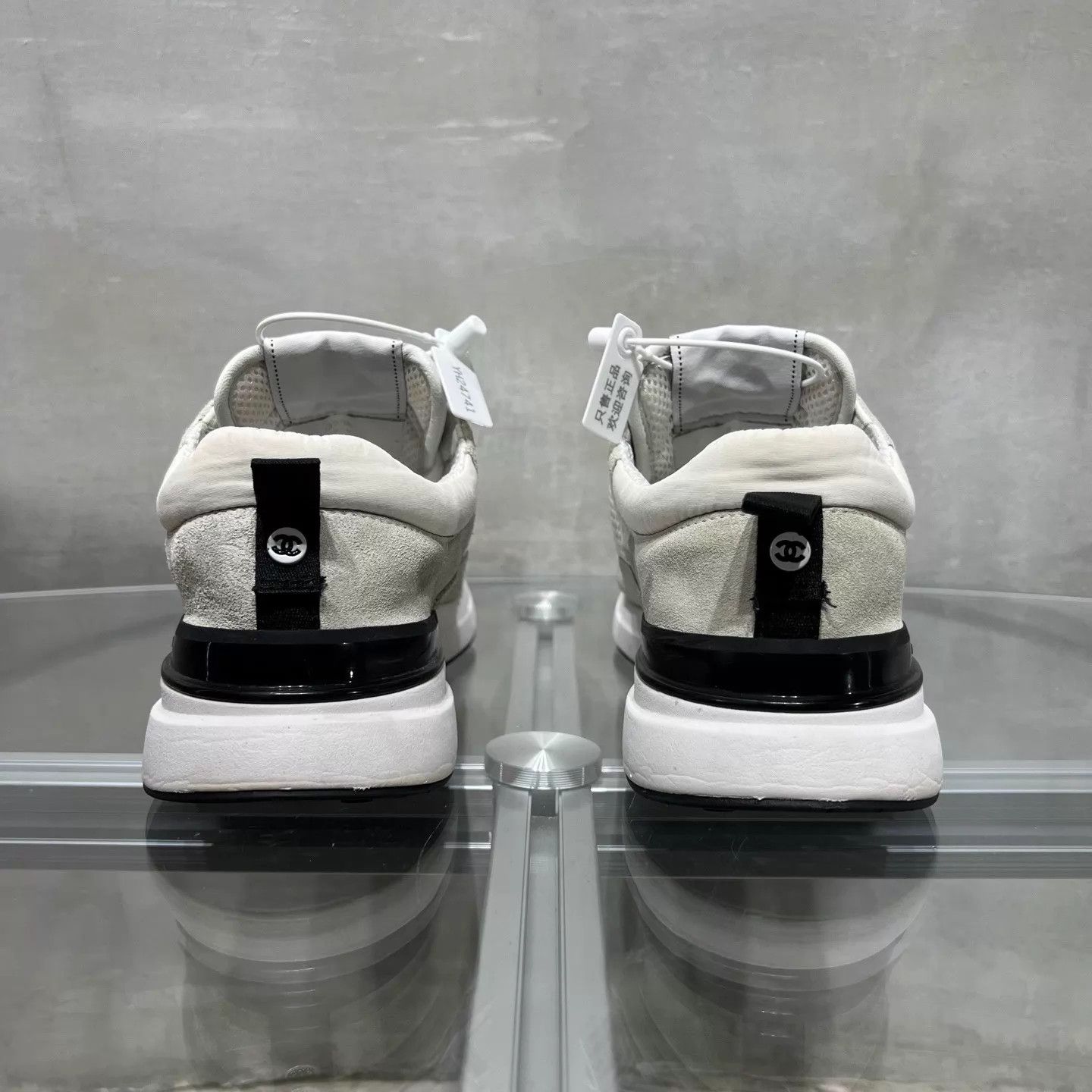 Chanel Chanel Classic CC White Sneaker 43 Size US 10 / EU 43 - 6 Thumbnail