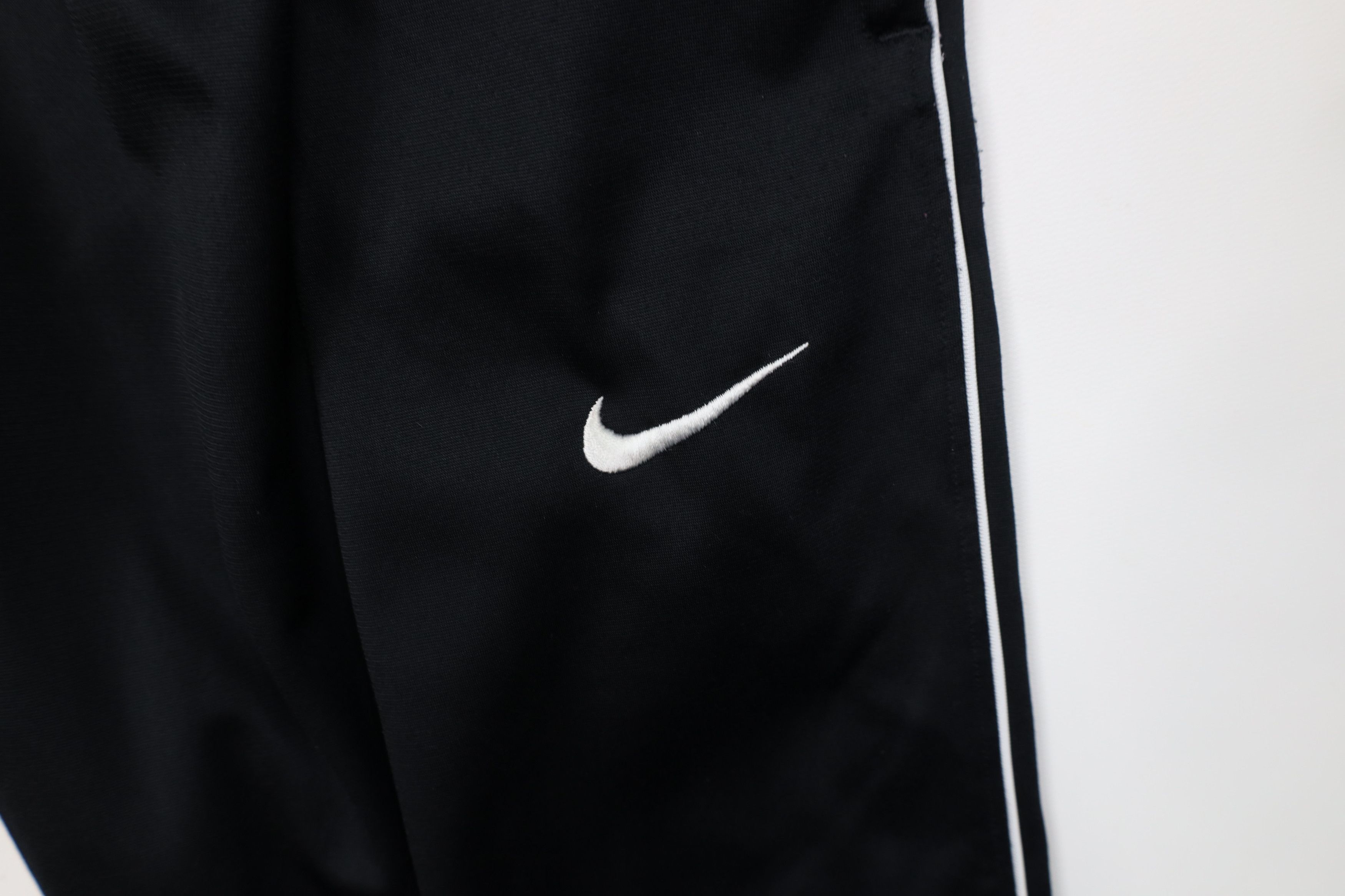Nike Vintage Nike Basketball Scott Mini Swoosh Wide Leg Pants Size US 34 / EU 50 - 6 Thumbnail