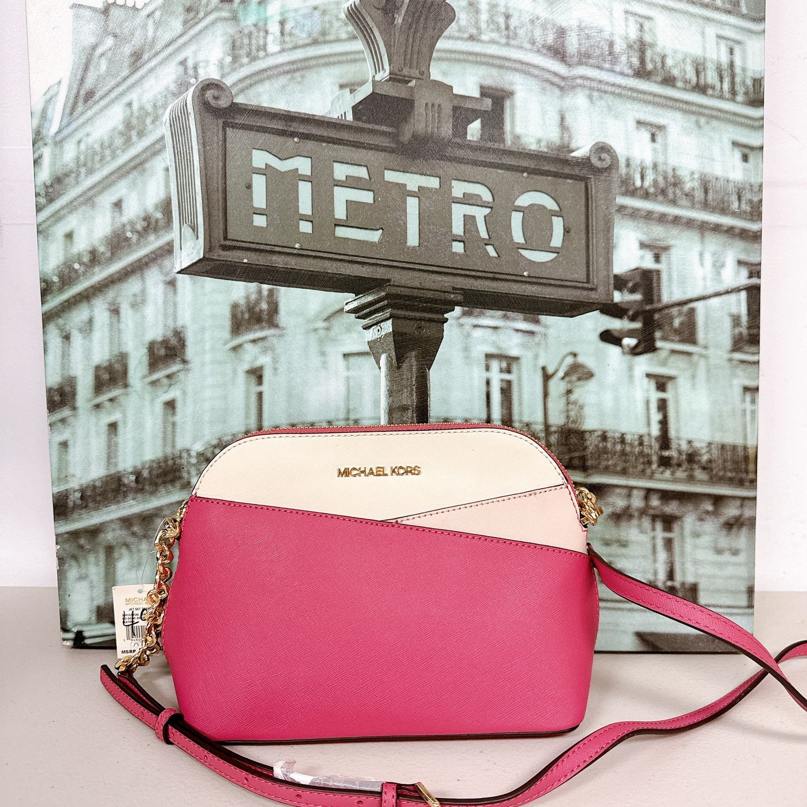 Michael Kors Michael Kors 35H1GTVC6L Jet Set Travel Medium Dome Crossbody Size ONE SIZE - 1 Thumbnail