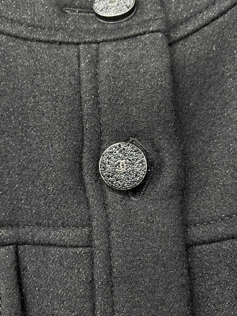 Chanel Chanel 23B black diamond buckle short jacket Size XS / US 0-2 / IT 36-38 - 3 Thumbnail