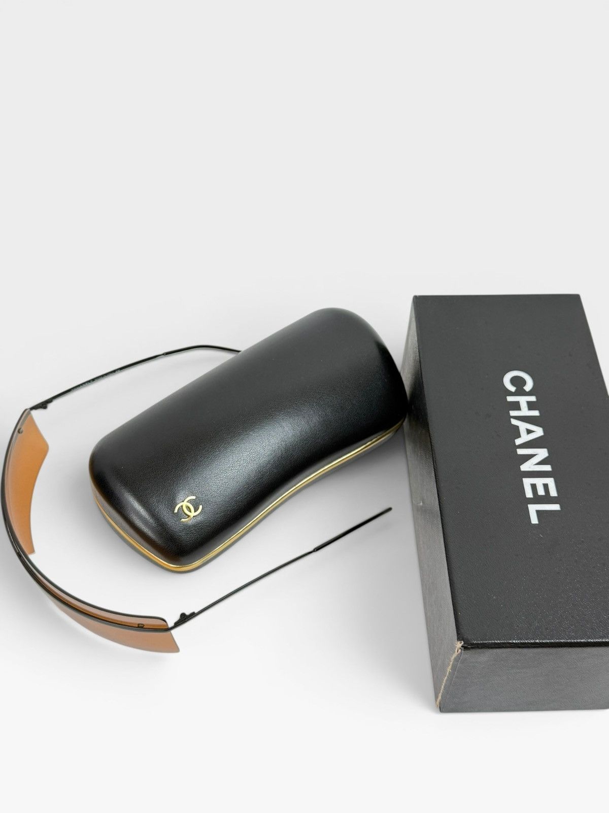 Chanel Y2K CHANEL MONOLENS ORANGE SUNGLASSES Size ONE SIZE - 7 Thumbnail