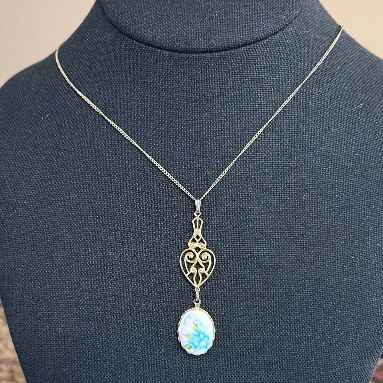 & Other Stories Ceramic Goldtone Filigree Blue Flower Necklace Size ONE SIZE - 1 Thumbnail