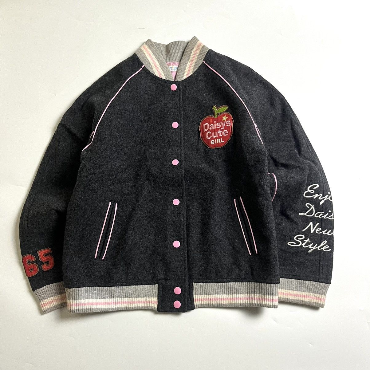 Angel Blue 💥RARE 🔥 Daisy Lovers embroidery varsity jacket Size US L / EU 52-54 / 3 - 3 Thumbnail