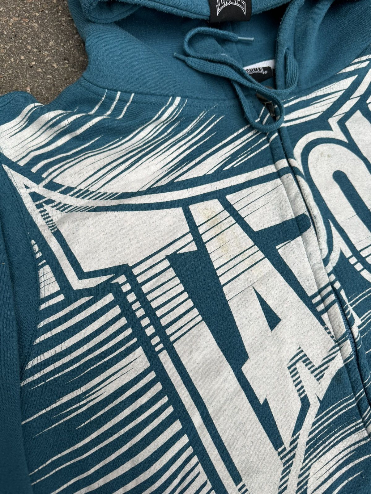 Tapout Vintage Tapout Zip Hoodie MMA Print Size US L / EU 52-54 / 3 - 7 Thumbnail