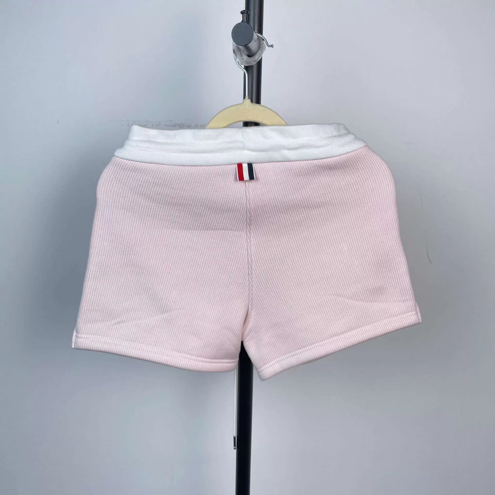 Thom Browne TB Pink Drawstring Shorts Size 38 Size 26" / US 2 / IT 38 - 2 Thumbnail