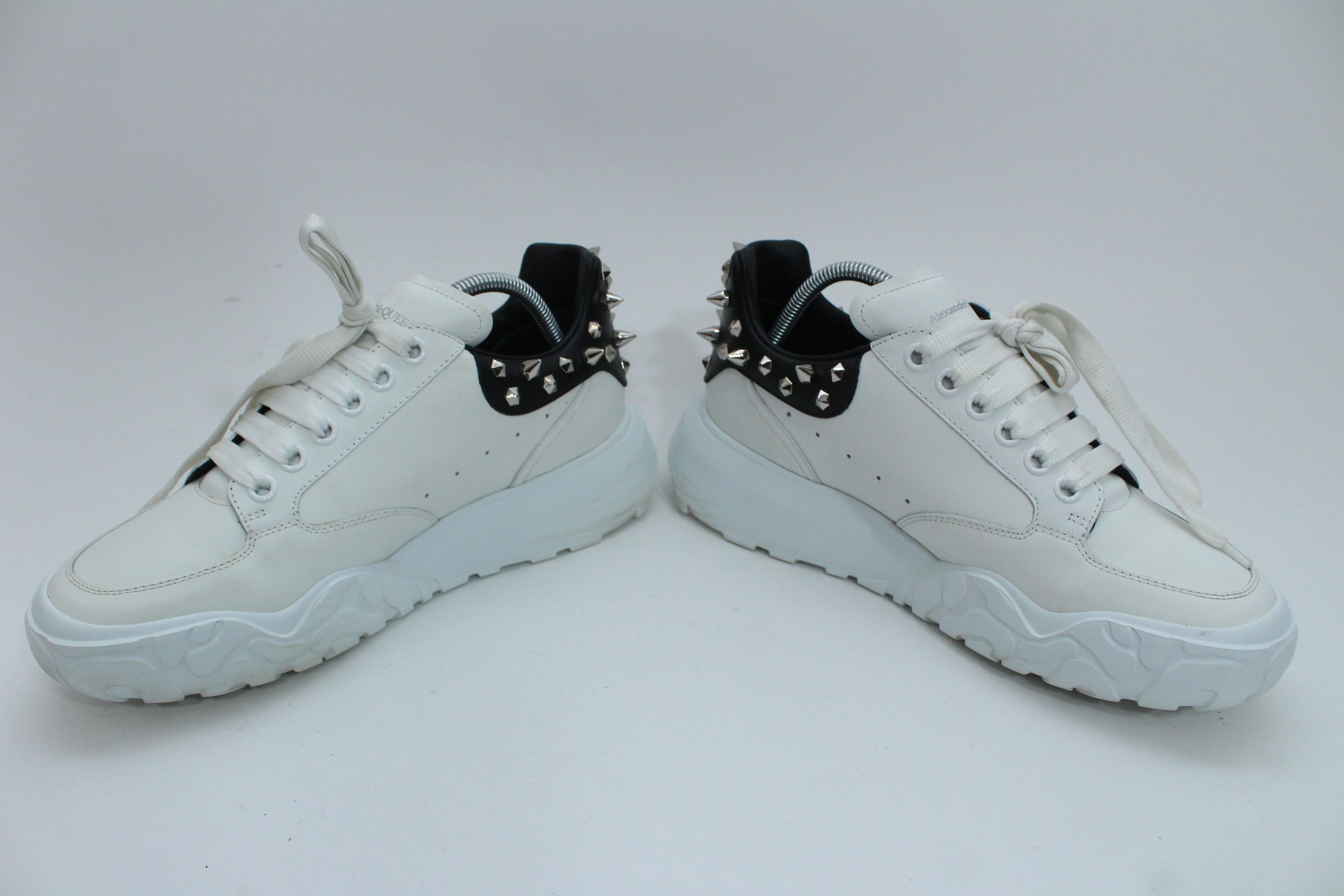 Alexander McQueen Alexander McQueen Court Trainer Studded Black/White Sneakers Size US 8 / EU 41 - 7 Thumbnail