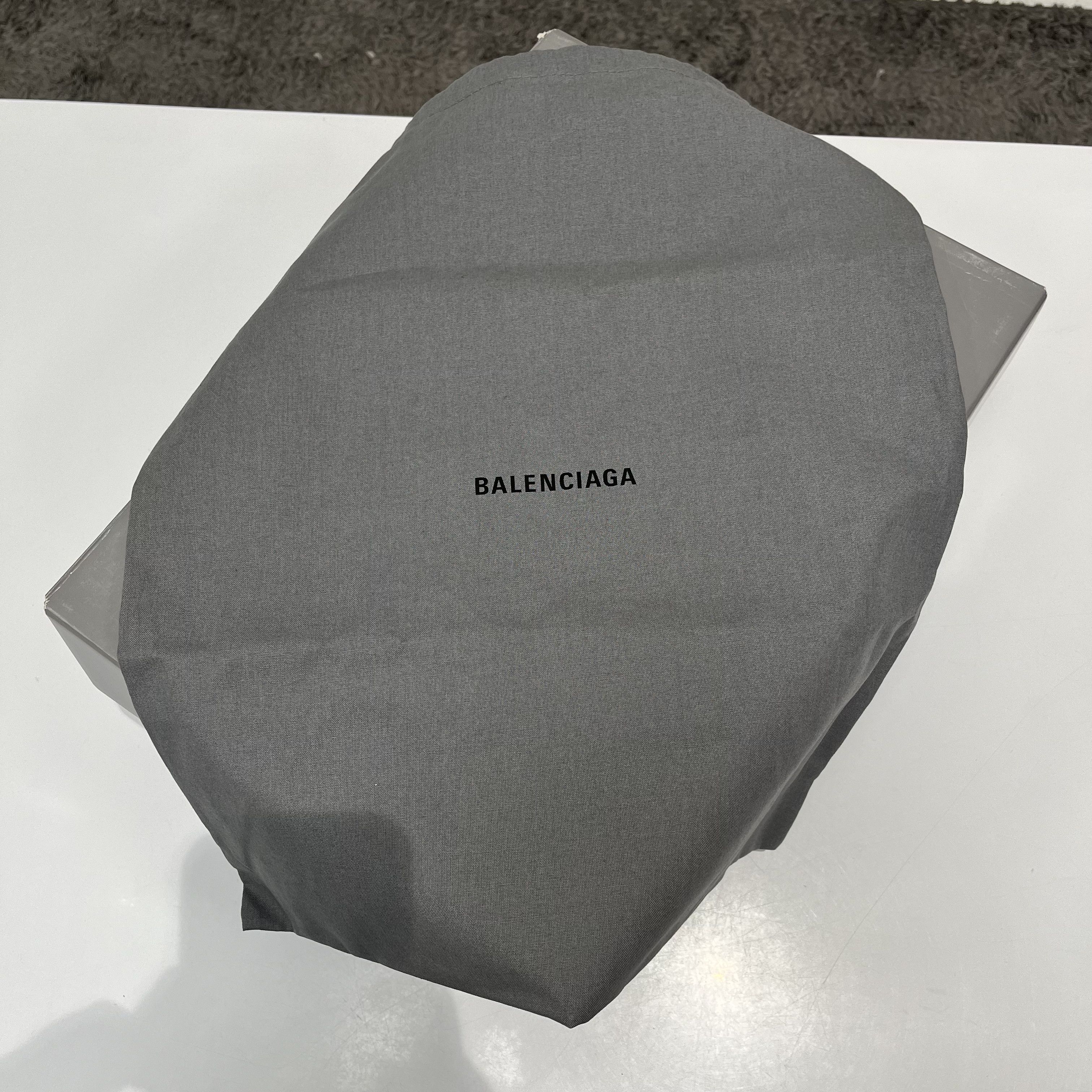 Balenciaga Balenciaga Speed 2.0 Grey Size US 7 / EU 40 - 16 Thumbnail