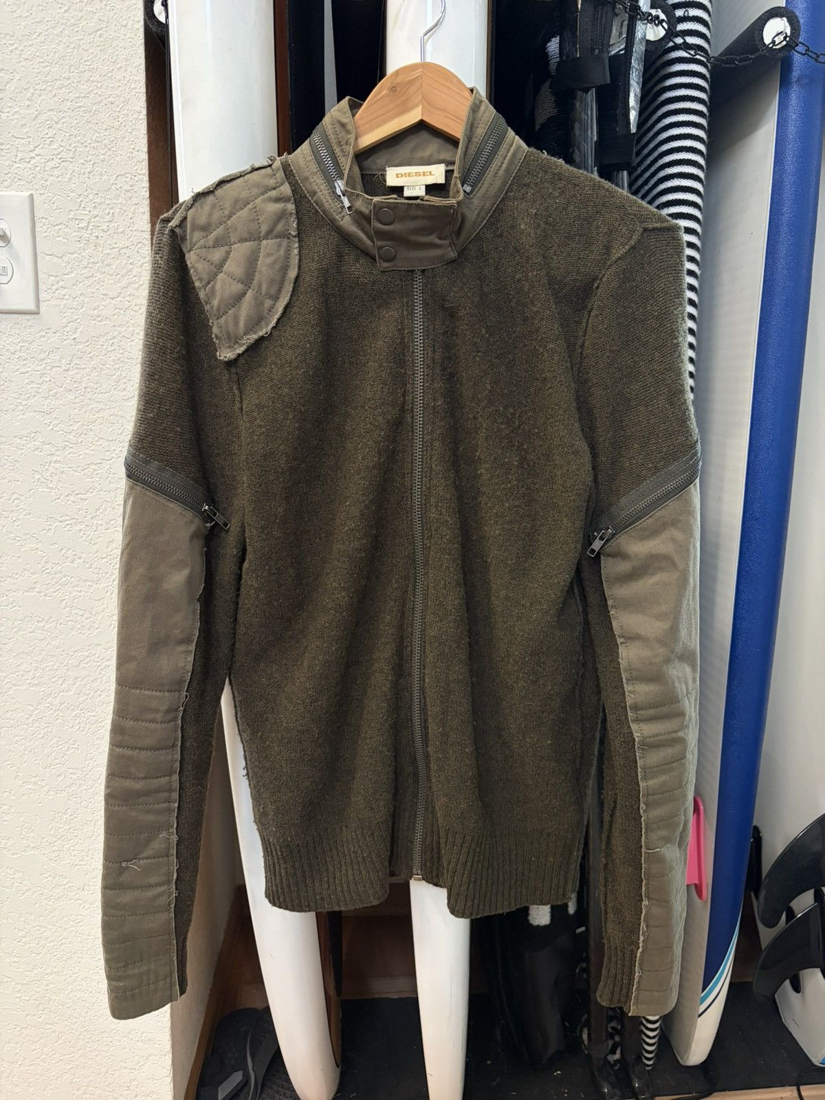 Diesel Military Paneled Zipper Pocket Longsleeve Knit Size US L / EU 52-54 / 3 - 1 Thumbnail