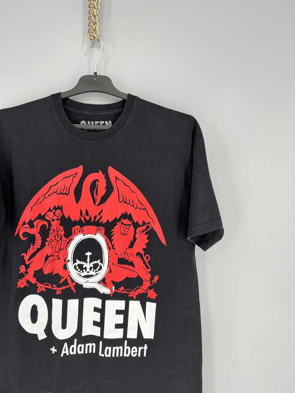 Band Tees Vtg Queen + Adam Lambert Live in Concert Tee Punk Rock Band Size US L / EU 52-54 / 3 - 5 Thumbnail