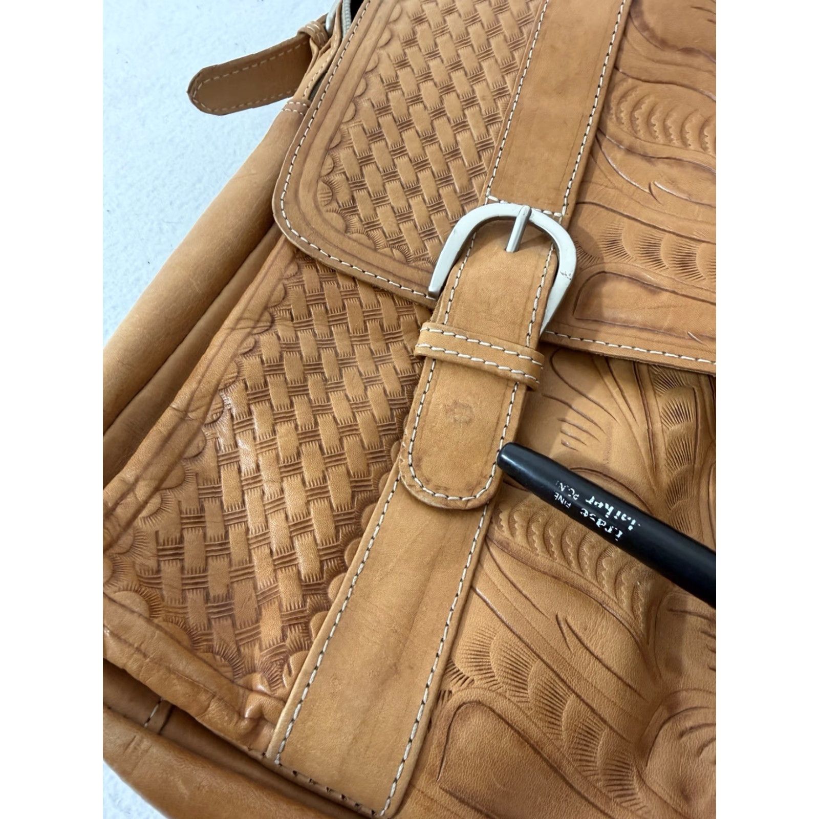 Vintage VINTAGE Tooled Leather Multi-Compartment Laptop Briefcase Brown Size ONE SIZE - 7 Thumbnail