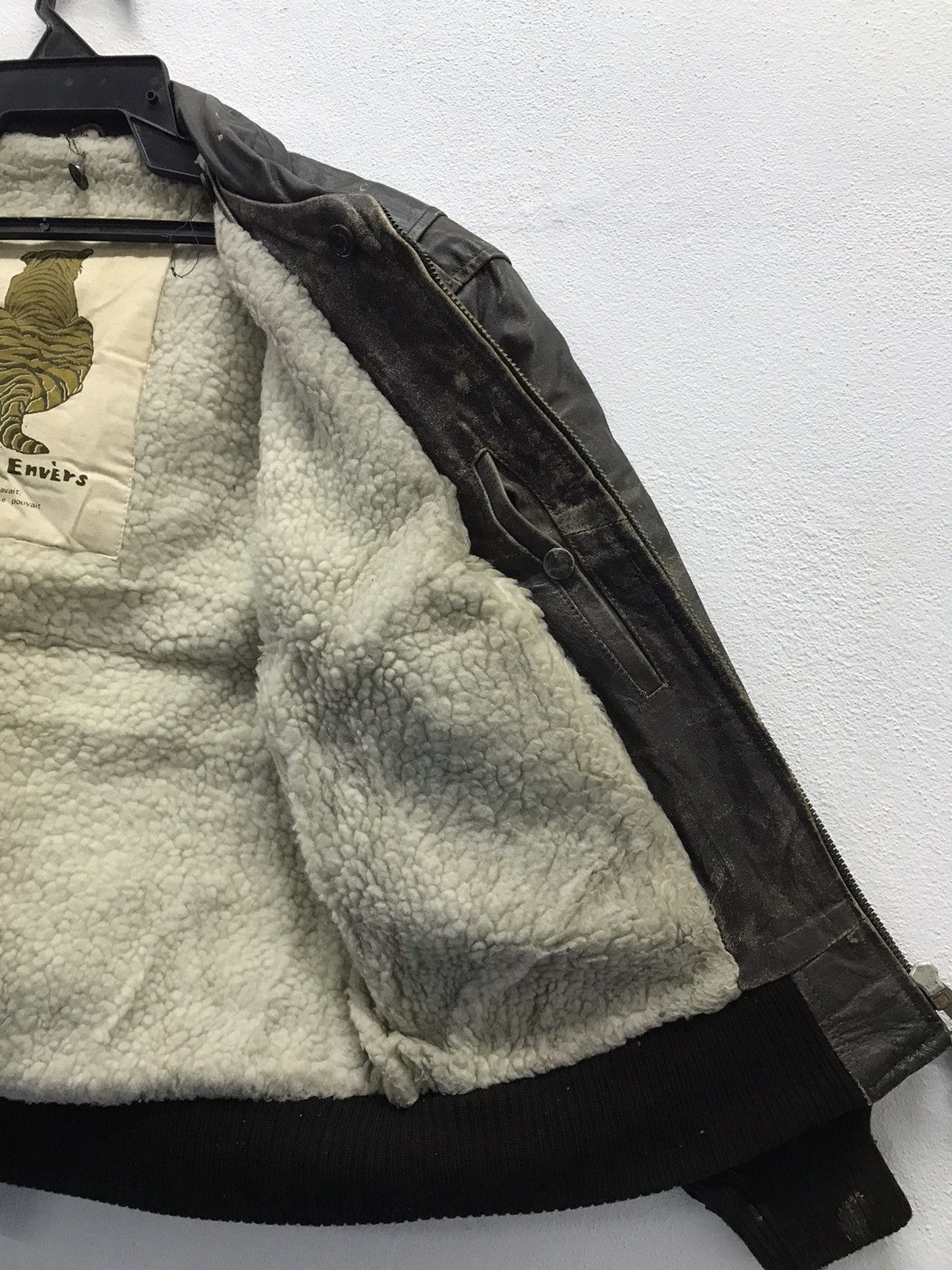 Le TIGRE × Vintage Vintage Le Tigre Envers Leather Jacket Size US M / EU 48-50 / 2 - 9 Thumbnail