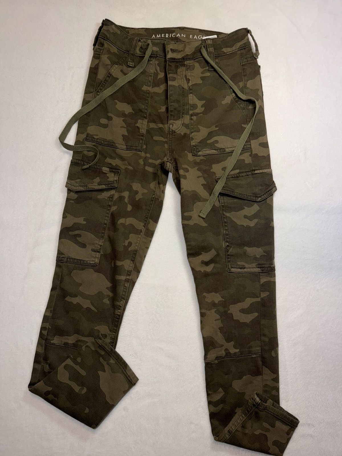 American Eagle Outfitters American Eagle Hi Rise Jegging Camo Cargo Pants Sz 2 Size 24" / US 00 / IT 34 - 2 Thumbnail