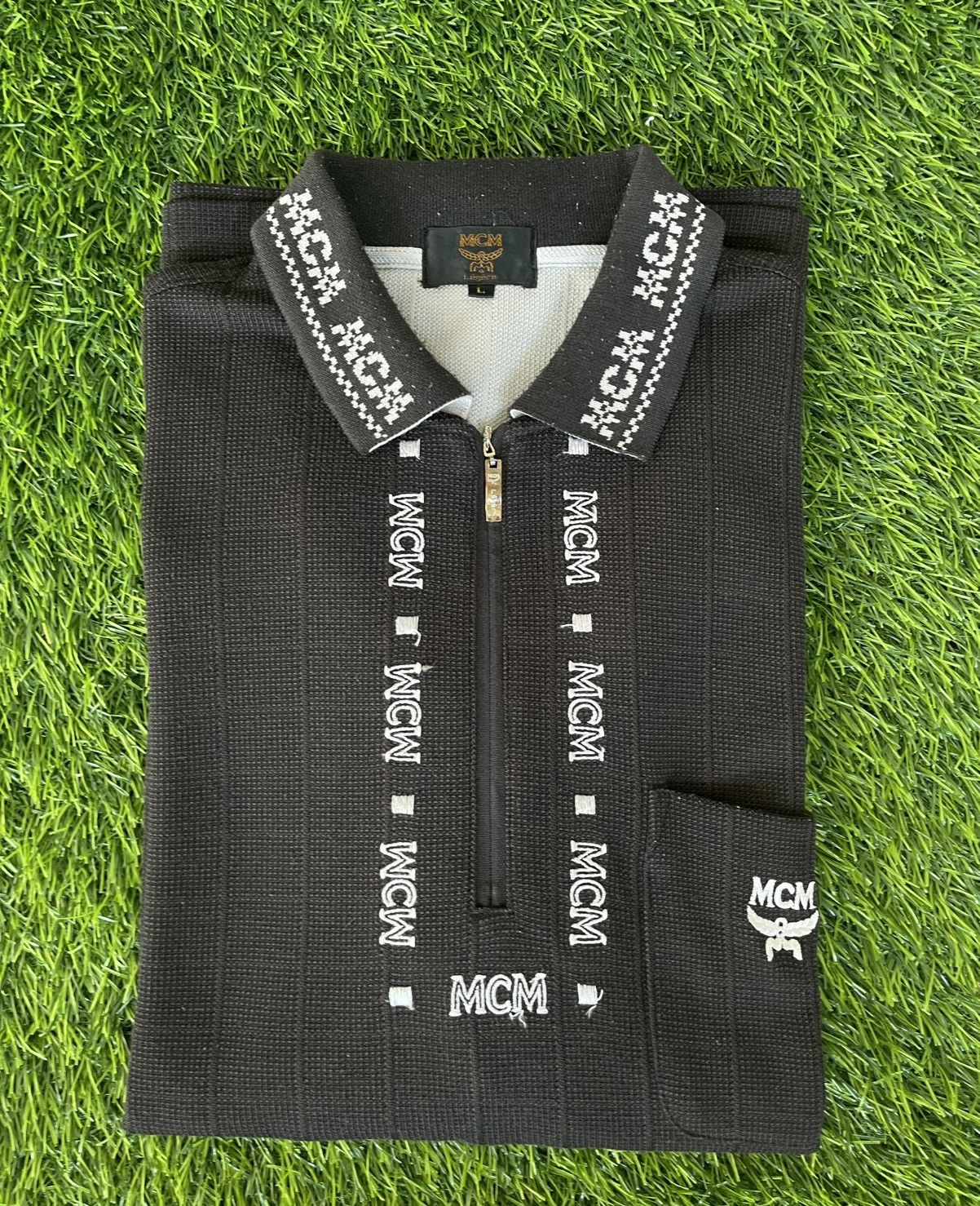 MCM Vintage’90s🔥MCM🔥Embroidery Logo Half Zip Polo L/S Size US L / EU 52-54 / 3 - 14 Thumbnail