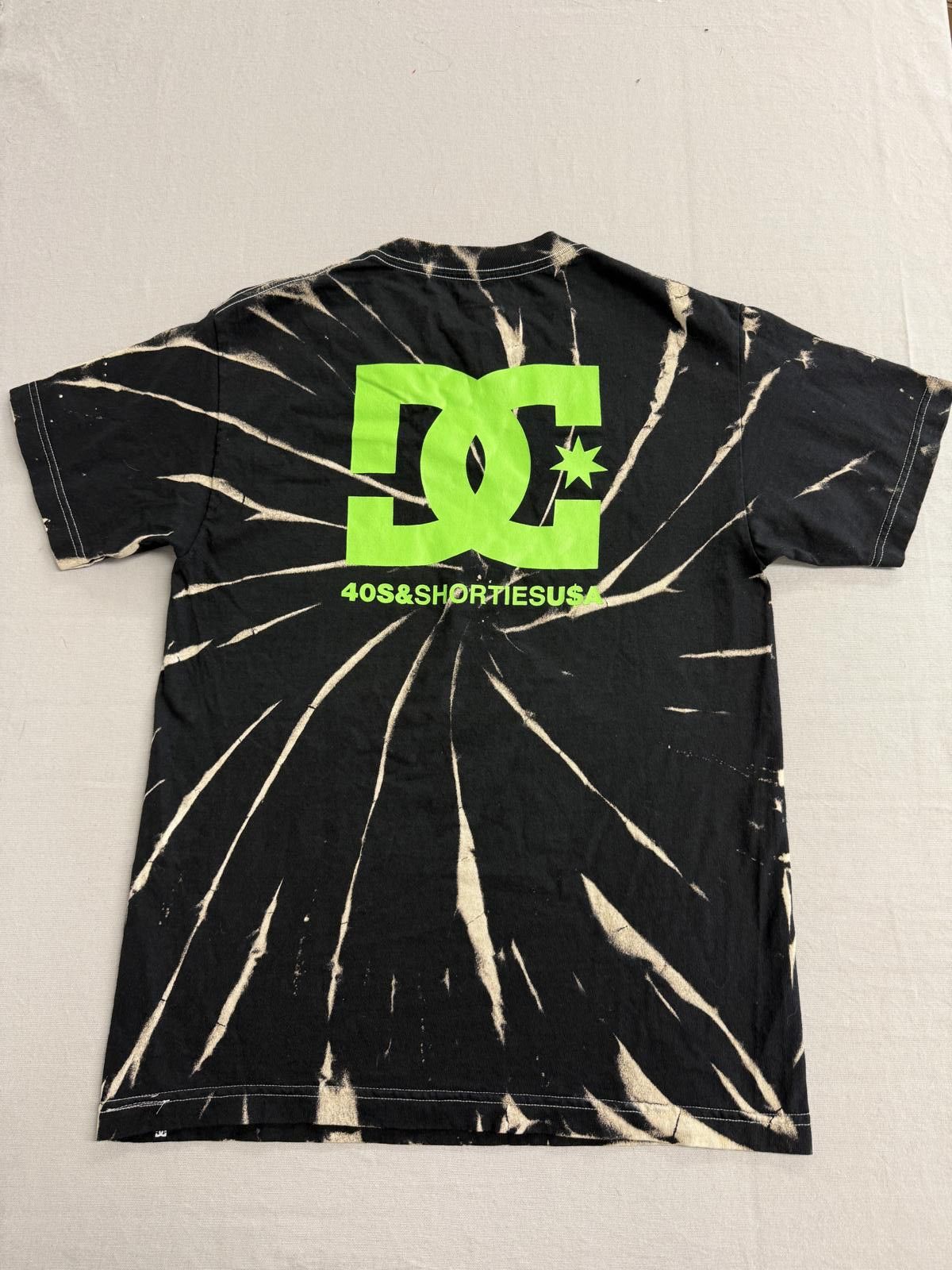 DC DC Shoes x 40s and Shorties Collab Trippy Tie Dye T-shirt M Size US M / EU 48-50 / 2 - 1 Thumbnail