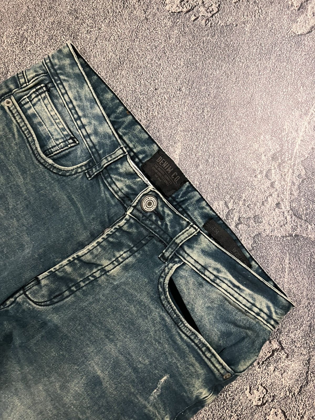 Japanese Brand Distressed Tokyo Slim Grunge Jean / Number Nine Style Size US 31 - 6 Thumbnail