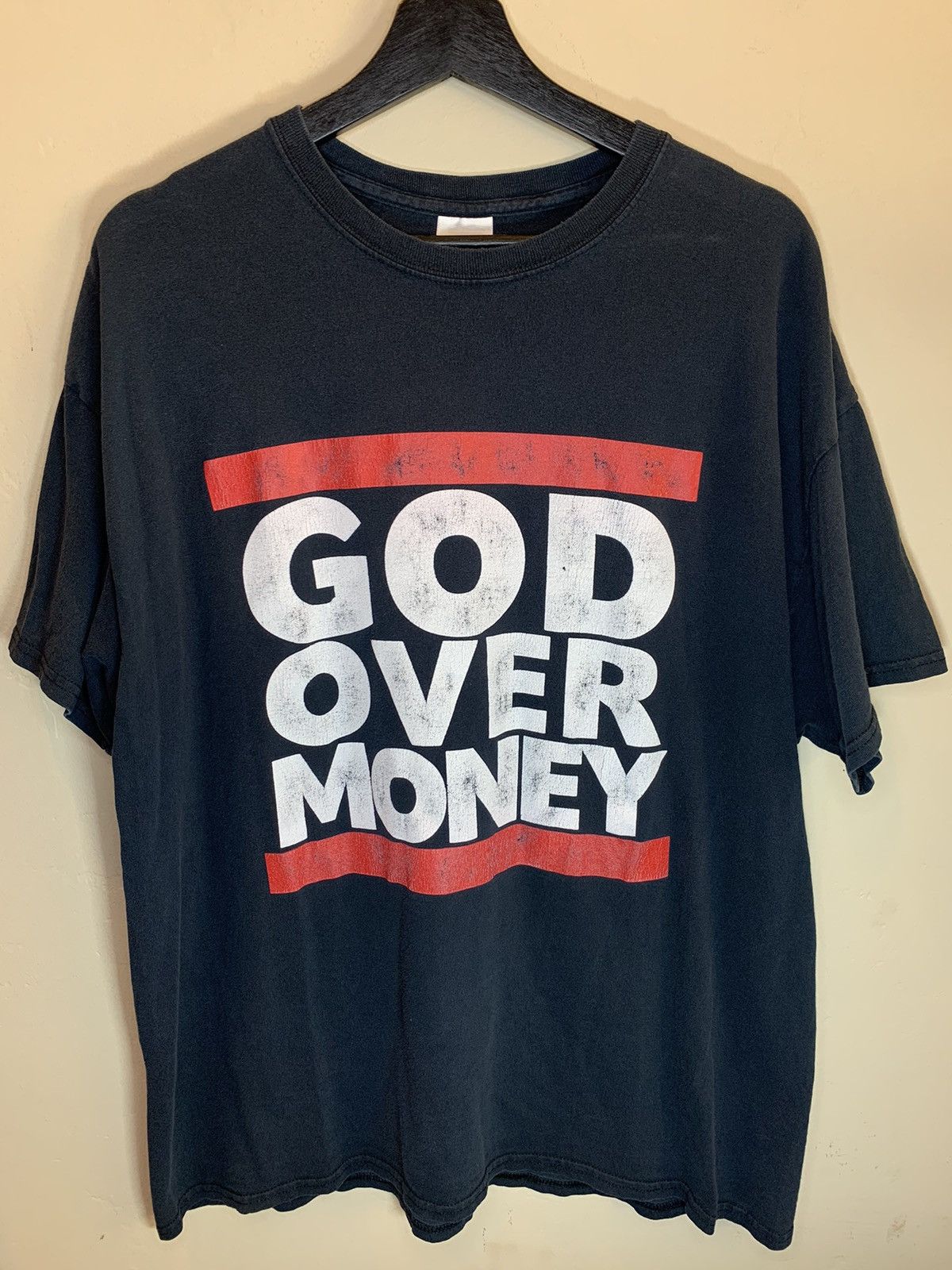 Vintage *RARE* Vintage God Over Money Jesus RUN DMC Parody T-Shirt Size US L / EU 52-54 / 3 - 1 Thumbnail