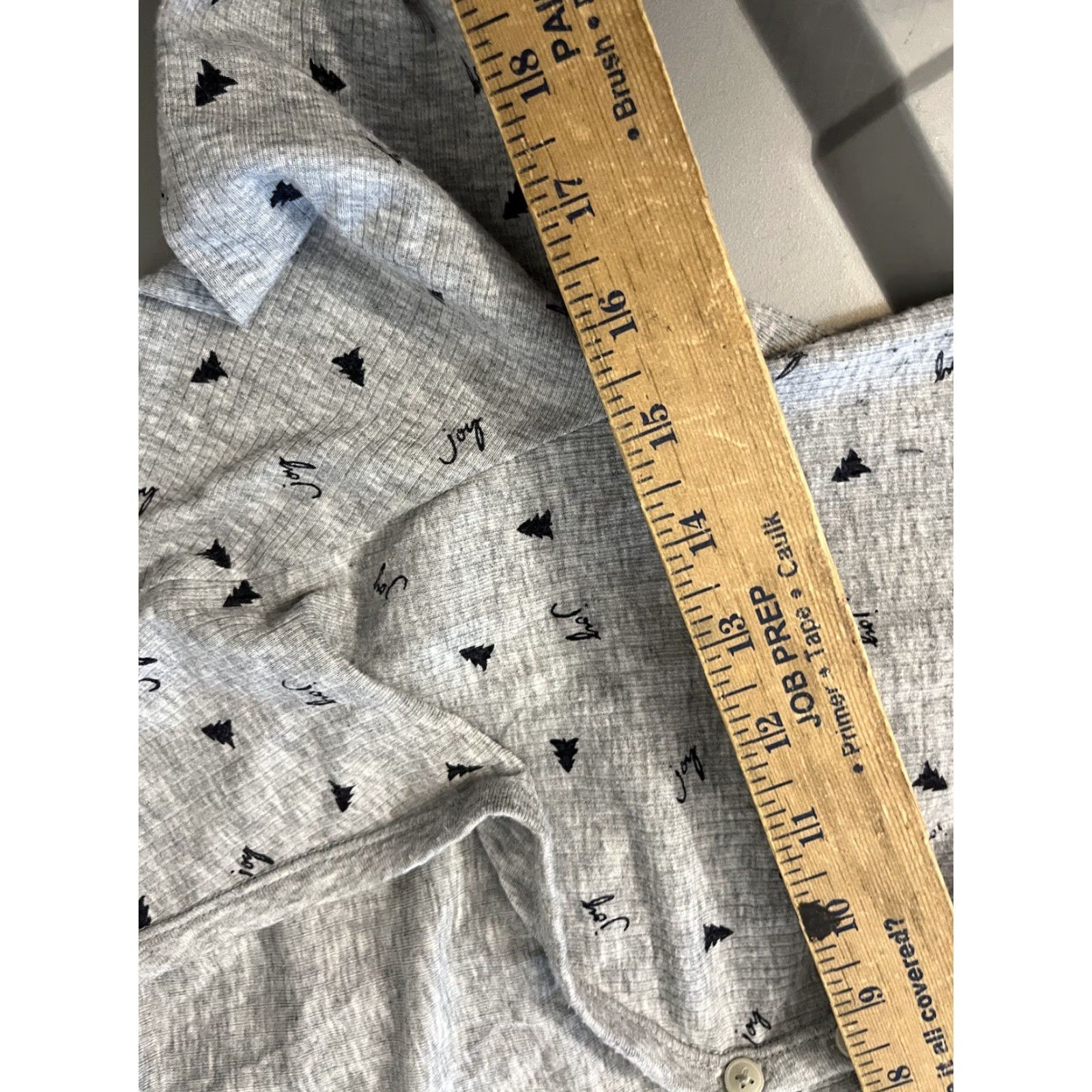 Gap VINTAGE Gap LOVE Long Sleeve Shirt Adult Large Gray 90s Holidays Womens Size L / US 10 / IT 46 - 5 Thumbnail