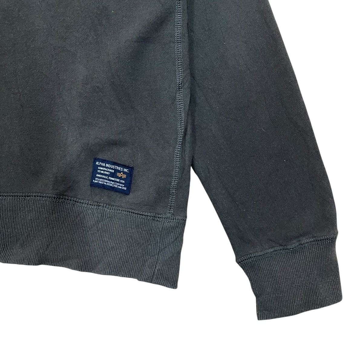 Alpha Industries Alpha Industries Inc Single Pocket Crewneck Sweatshirt Size US M / EU 48-50 / 2 - 6 Thumbnail