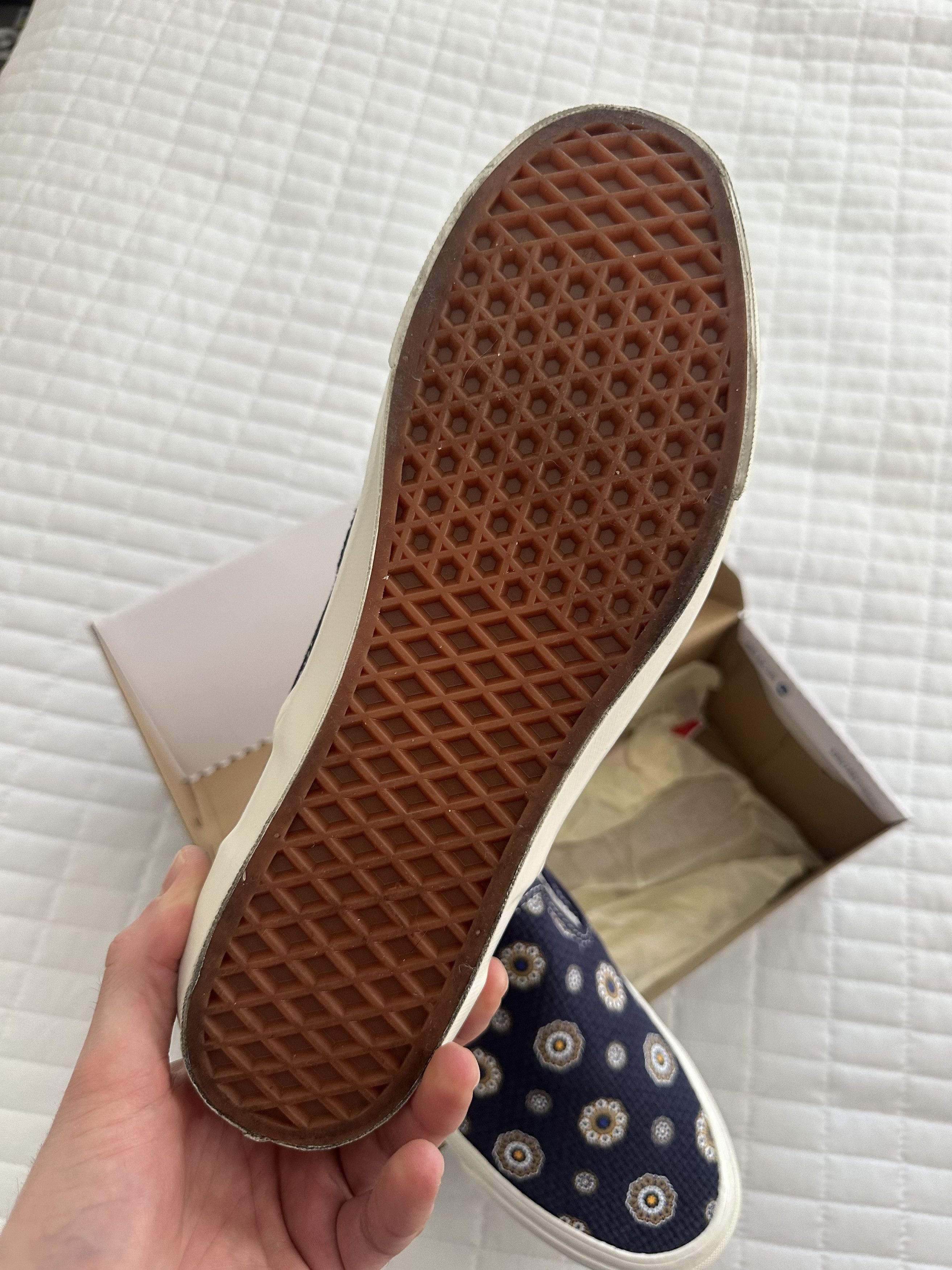 Kith × Vans Vans OG Classic Slip-On LX Kith for Vault Medallion Size US 11.5 / EU 44-45 - 16 Thumbnail