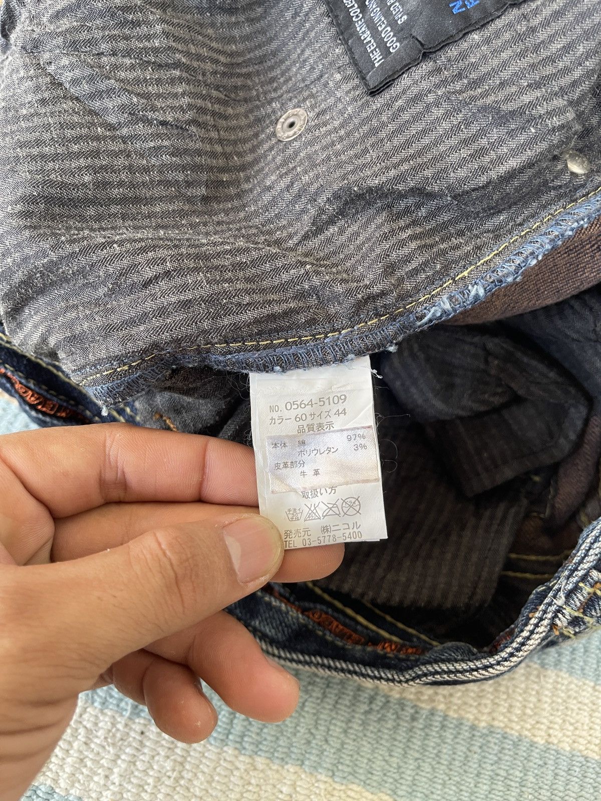 Nicole Club Vintage 90s🔥NICOLE CLUB🔥Bondage 3D Pocket Flare Cargo Jeans Size US 31 - 13 Thumbnail