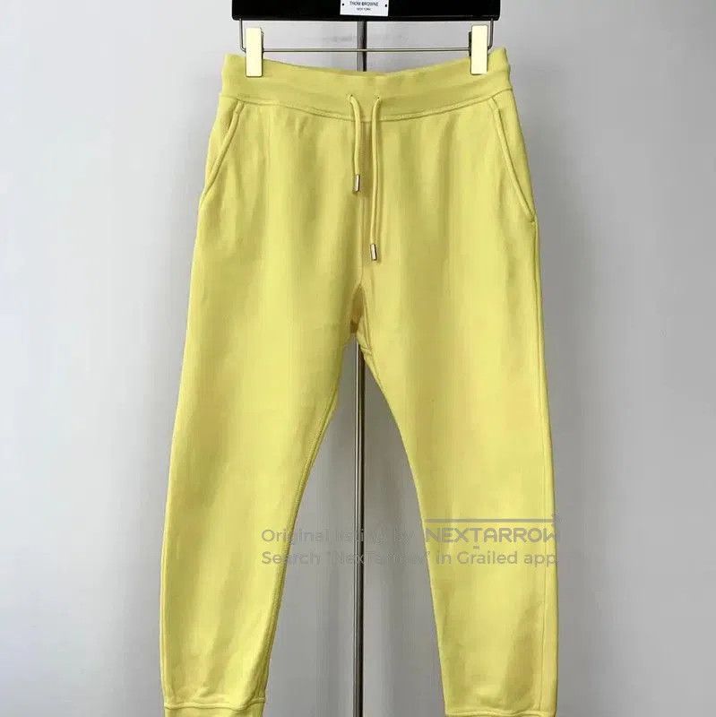 Dsquared2 DSQUARED2 Yellow Cotton Casual Pants for Men . Size US 32 / EU 48 - 1 Thumbnail