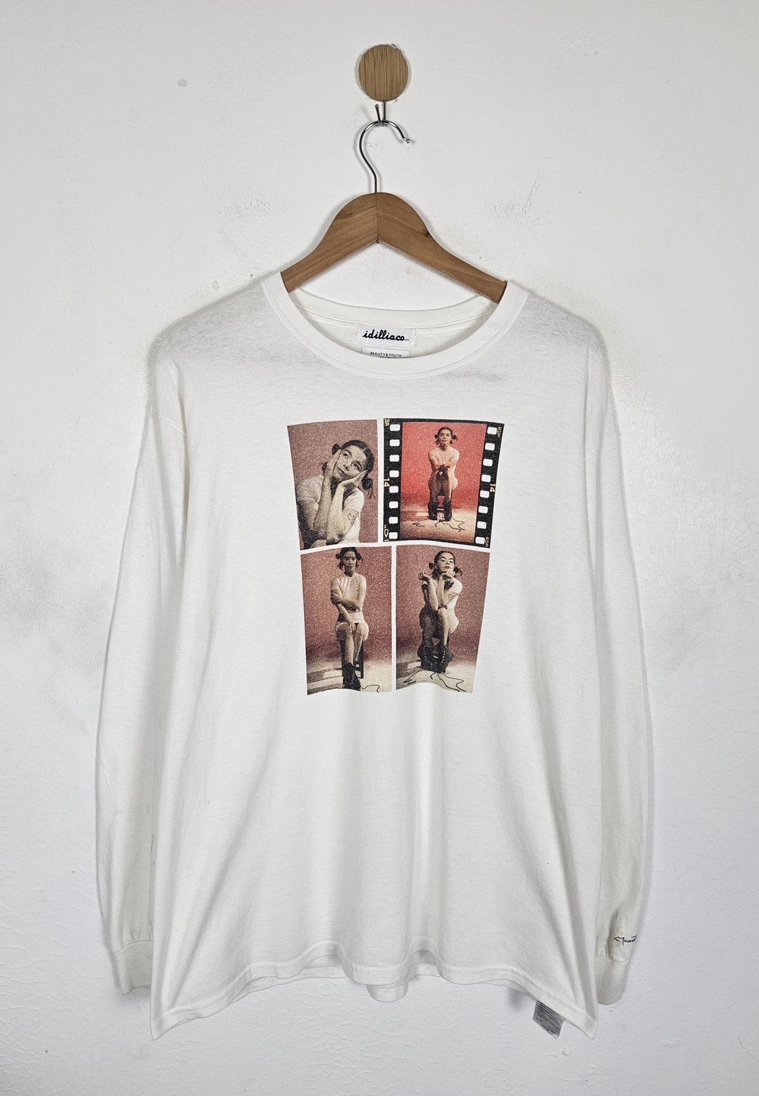 BEAUTY&YOUTH Beauty & Youth Bjork photo tee kevin tummin Shirt Size US S / EU 44-46 / 1 - 1 Thumbnail