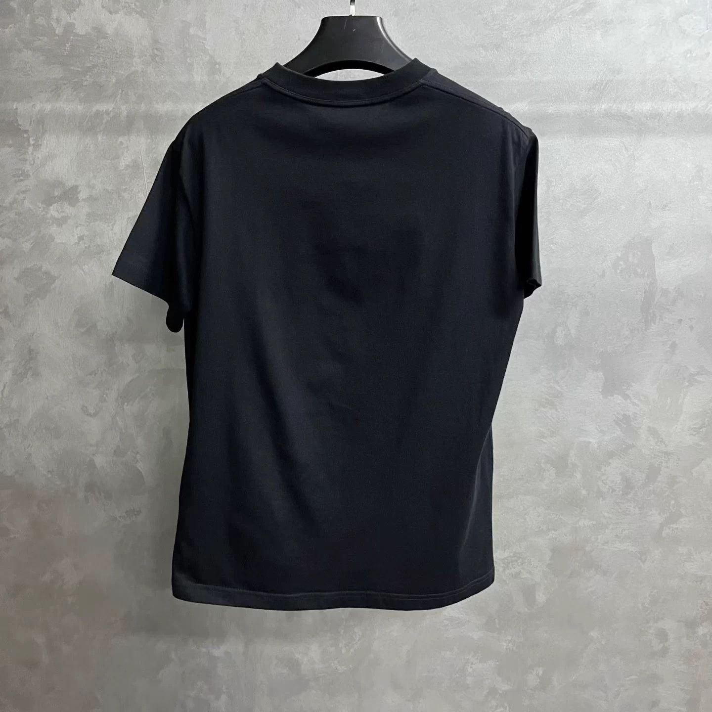 Louis Vuitton Louis Vuitton Black Embroidered Logo Short Sleeve Tee Size US S / EU 44-46 / 1 - 2 Thumbnail
