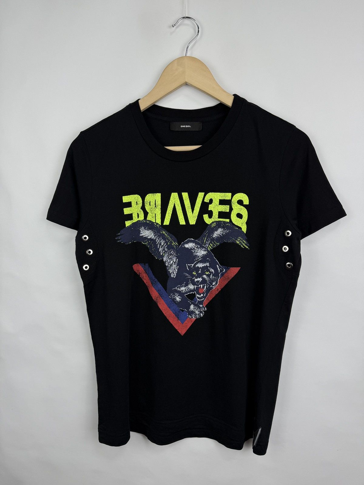 Diesel 🇺🇸 Y2K Diesel Braves Womens Graphic T-Shirt Retro Rare Hype Size M / US 6-8 / IT 42-44 - 6 Thumbnail