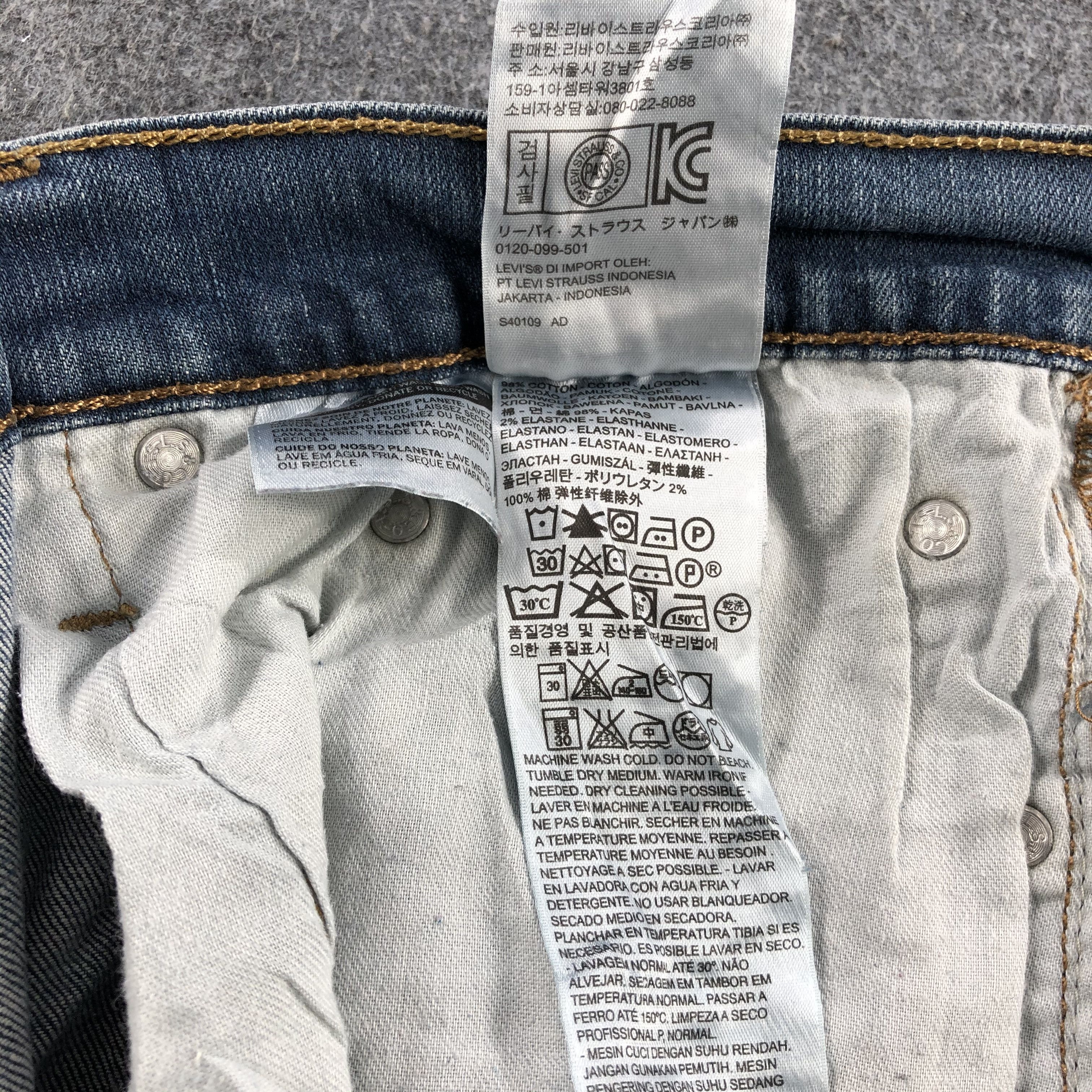 Levi's Vintage Blue Wash Levis 514 Jeans-J1558 Size US 34 / EU 50 - 13 Thumbnail