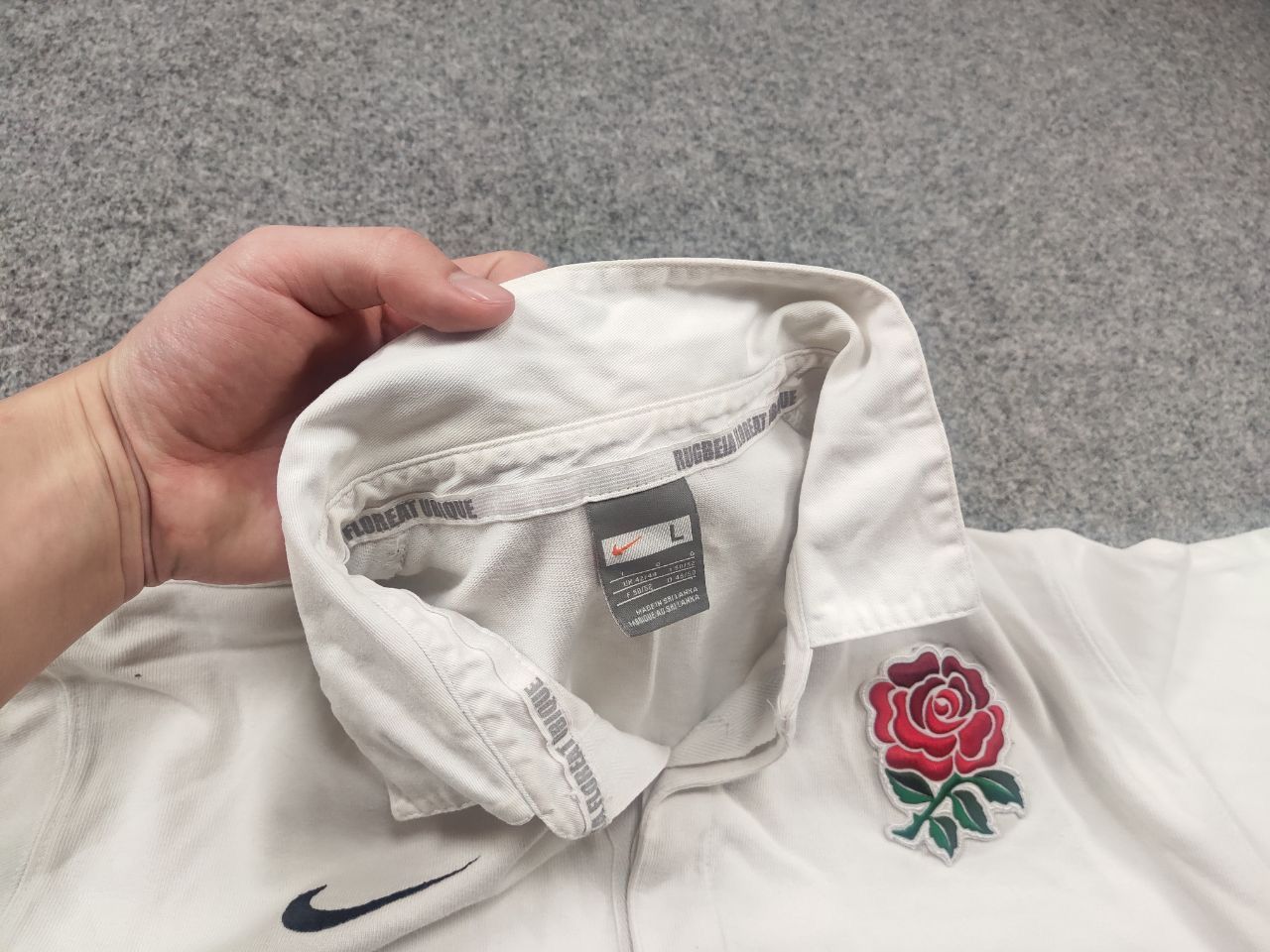 Nike Vintage Nike O2 Longsleeve Shirt England Rugby Team Jersey Size US M / EU 48-50 / 2 - 16 Thumbnail