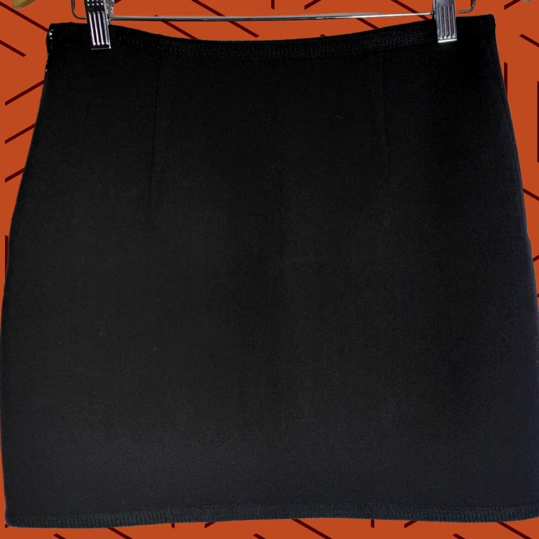 Michael Kors KORS Michael Kors Wool Blend Skirt Black Solid Women Size 4 Mini Short Fall Winter Wool Blend Black Solid Women Size 4 Skirt Mens? Size 27" / US 4 / IT 40 - 1 Thumbnail