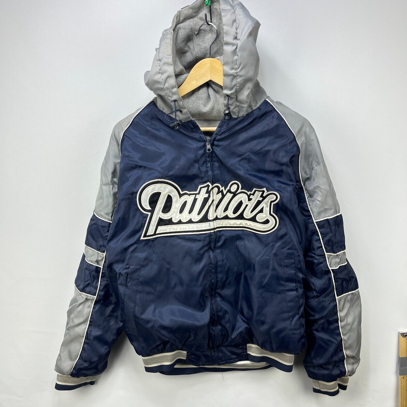 Vintage New England Patriots NFL Jacket Medium