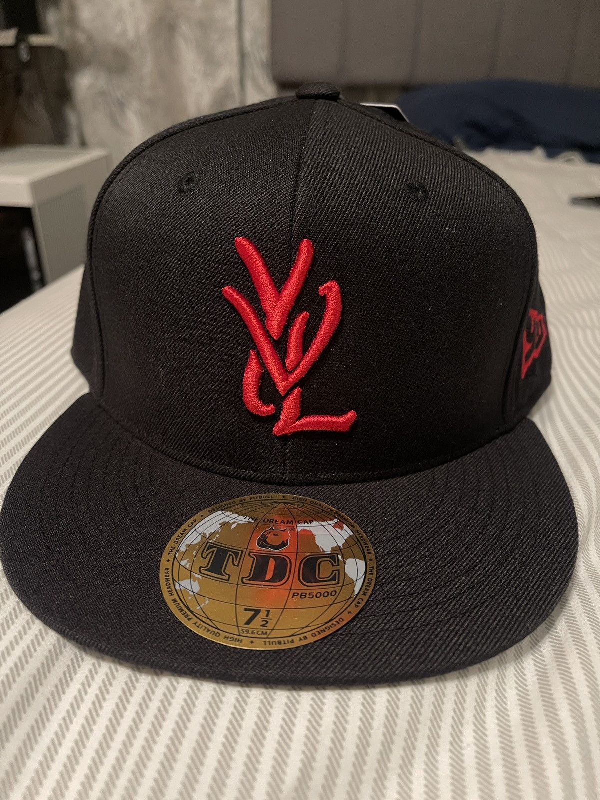 YVL Fitted Hat Red on Black Sz 7 1/2