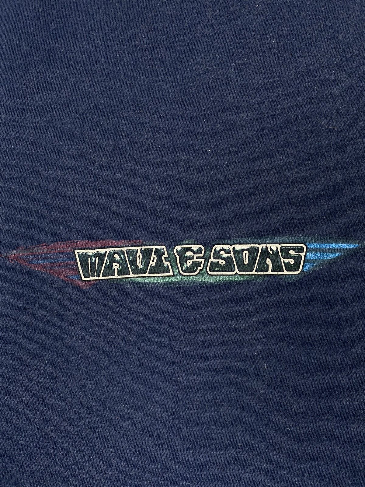 Maui and Sons × Vintage Vintage Maui and Sons Shark Warriors Surfing Graphic Tee Size US XL / EU 56 / 4 - 12 Thumbnail