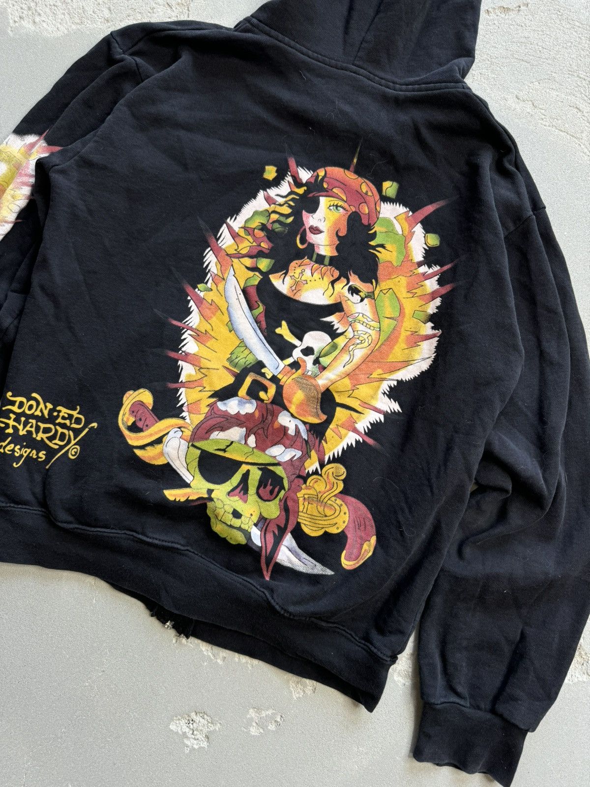 Christian Audigier × Ed Hardy × Vintage Vintage Women’s Ed Hardy by Audigier Skull Pirate Hoodie Size M / US 6-8 / IT 42-44 - 4 Thumbnail