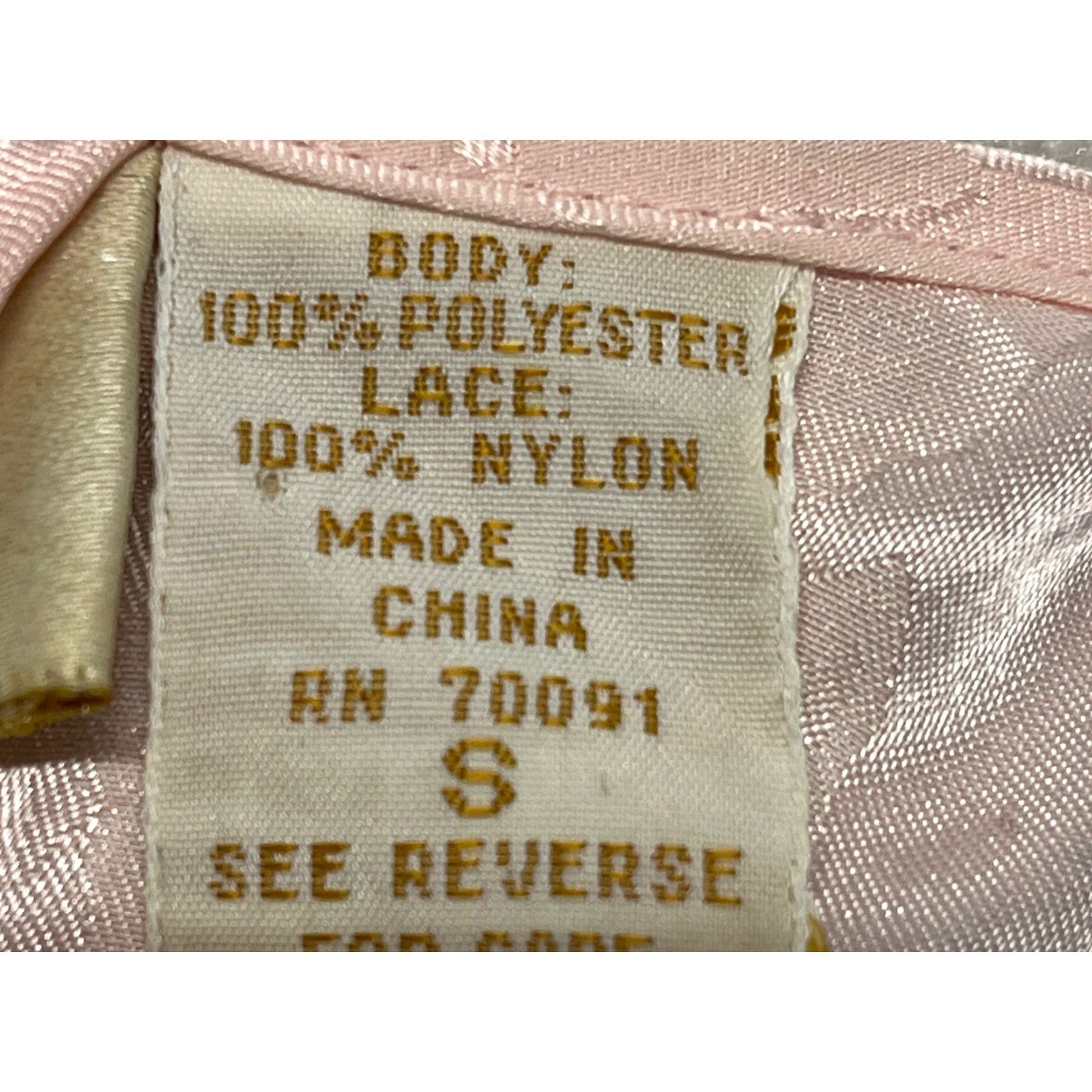 Victoria's Secret Vintage Victoria’s Secret Satin Embossed Robe Sz S Open Front Lace Trim Gold Label Size ONE SIZE - 7 Thumbnail