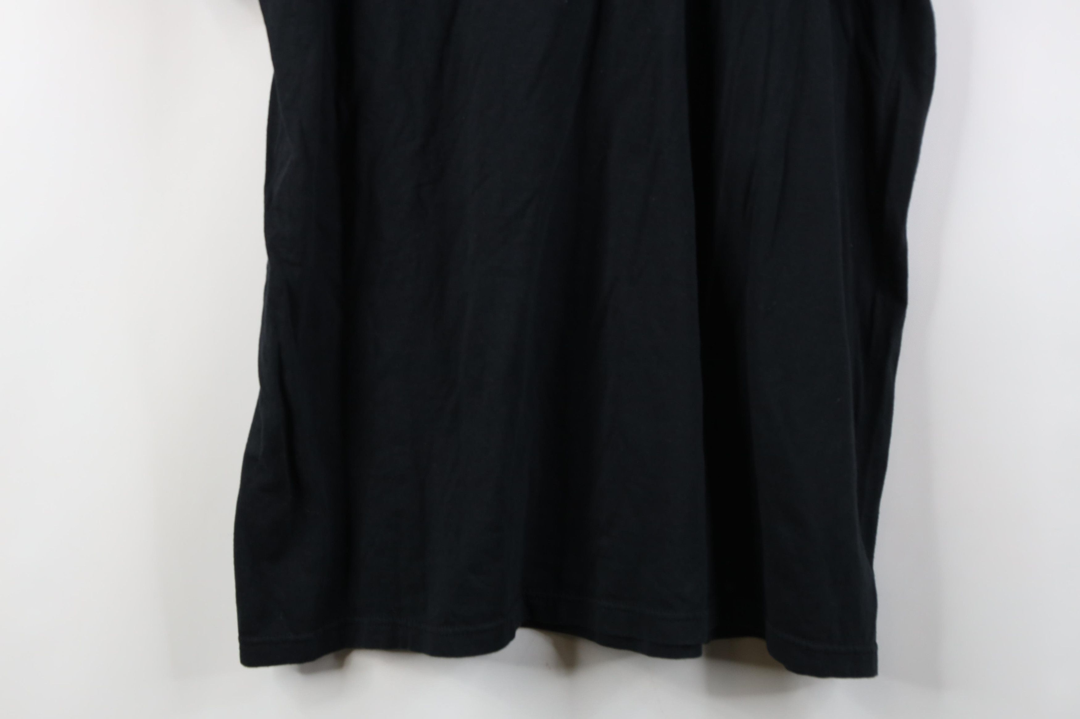 Vintage Vintage 90s Streetwear Pocket Short Sleeve T-Shirt Black Size US XXL / EU 58 / 5 - 12 Thumbnail