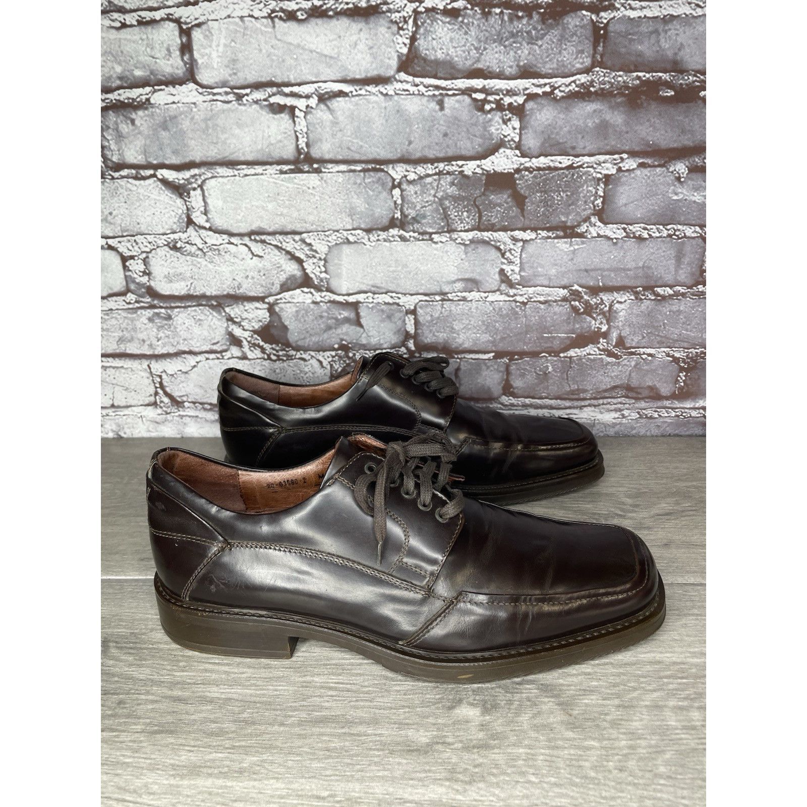 Johnston & Murphy Johnston & Murphy Handcrafted Italy Brown Square Oxfords Sho Size US 9.5 / EU 42-43 - 21 Thumbnail