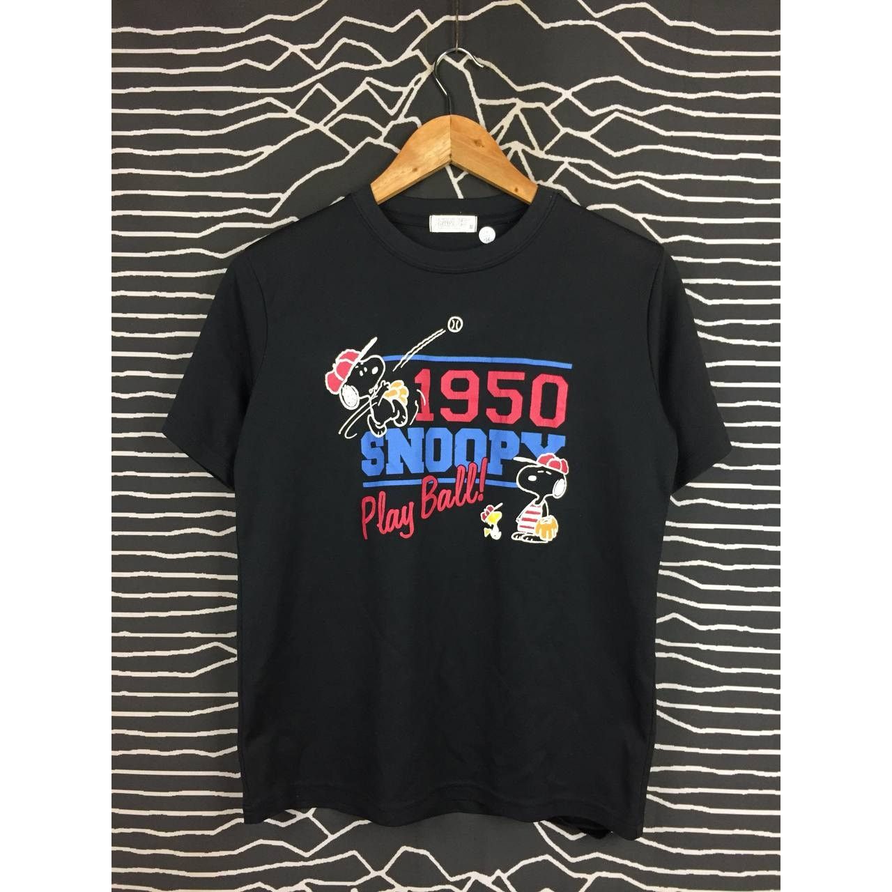 Cartoon Network × Peanuts Peanuts Worldwide 1950 Snoopy Play Ball Activewear Tee Size US M / EU 48-50 / 2 - 1 Thumbnail