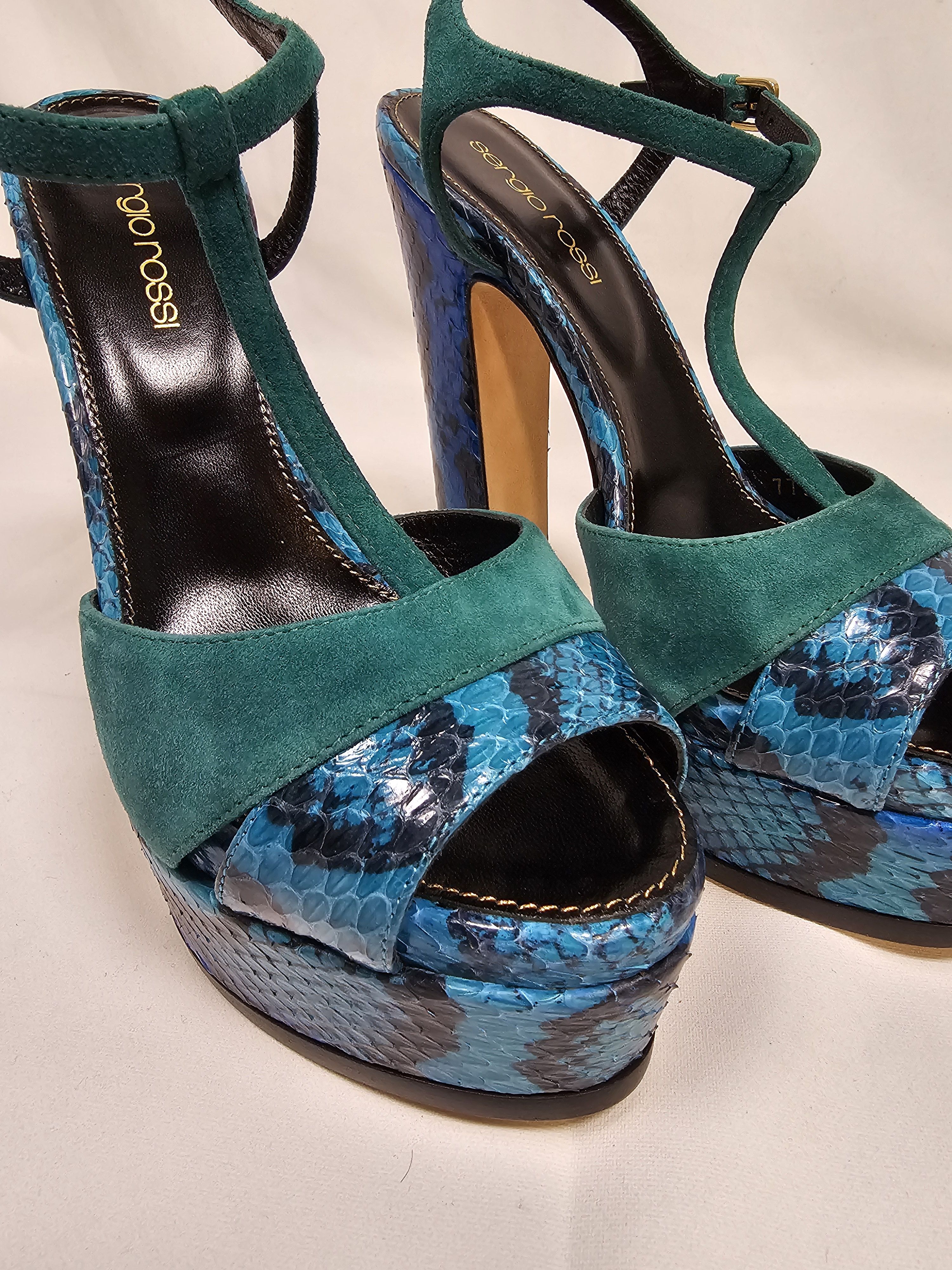 Sergio Rossi Sergio Rossi Elaphe Suede Python Leather Platforms Size 5.5 Size US 5.5 / IT 35.5 - 17 Thumbnail